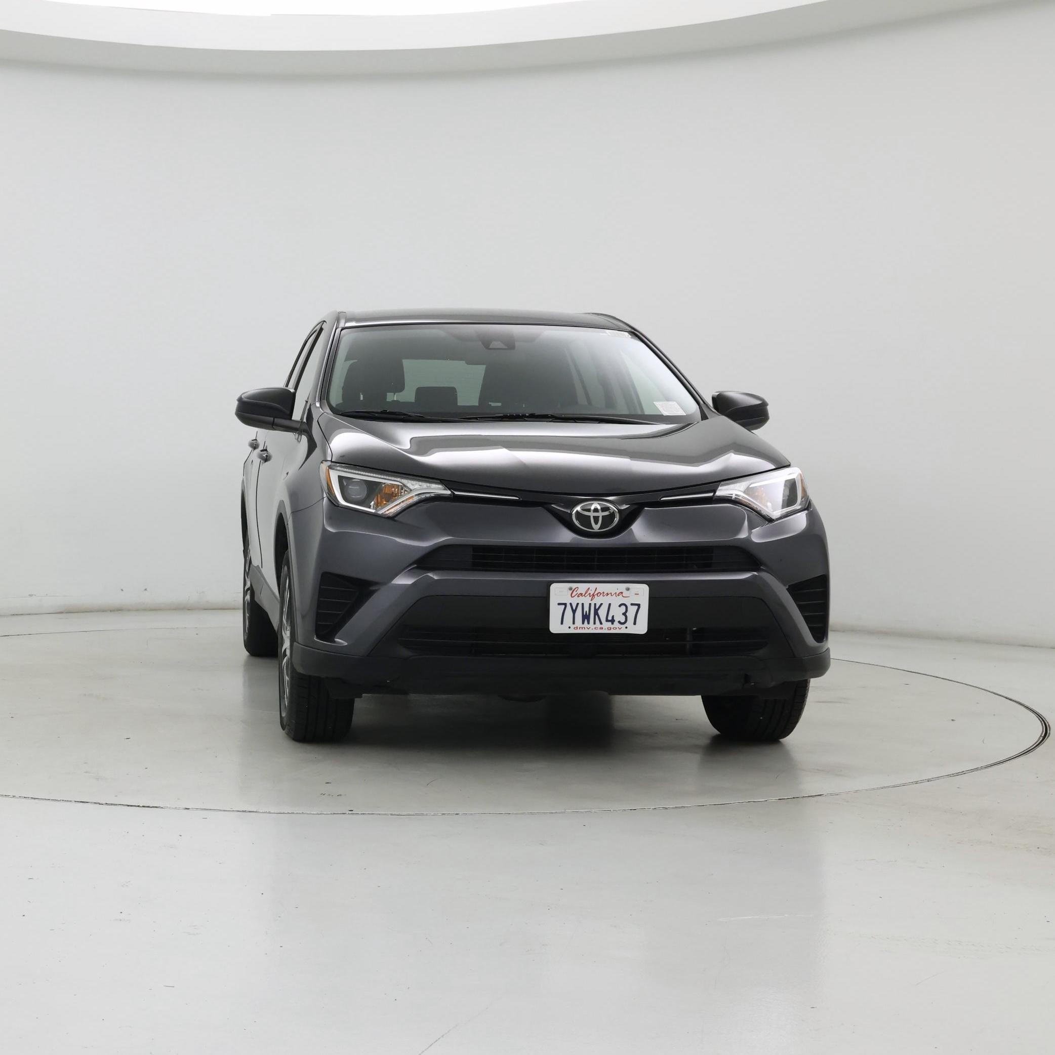 Thumbnail: 2017 Toyota RAV4 - 5