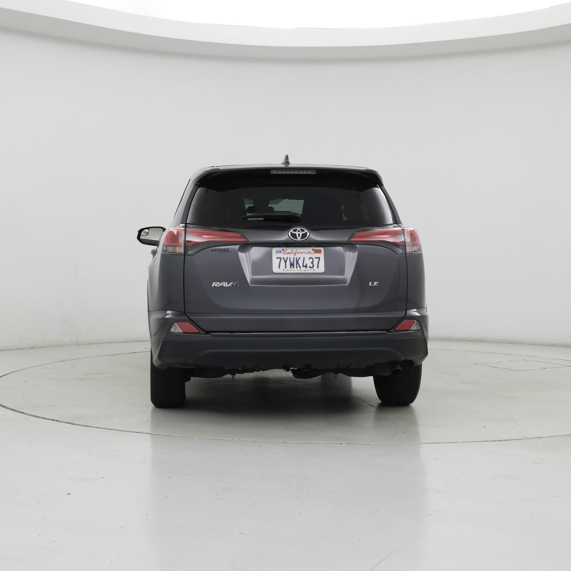 Thumbnail: 2017 Toyota RAV4 - 6