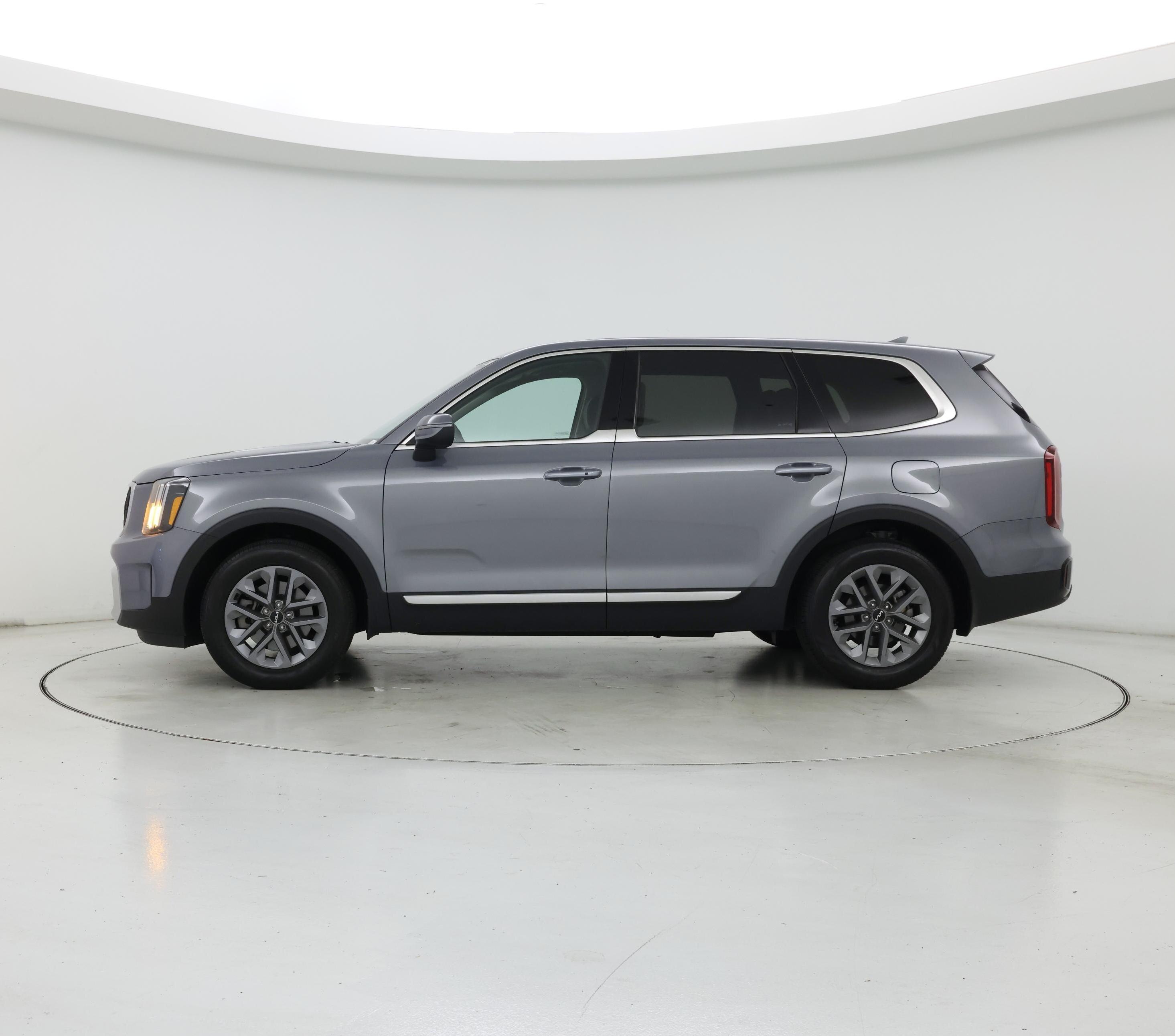 Thumbnail: 2024 Kia Telluride - 3