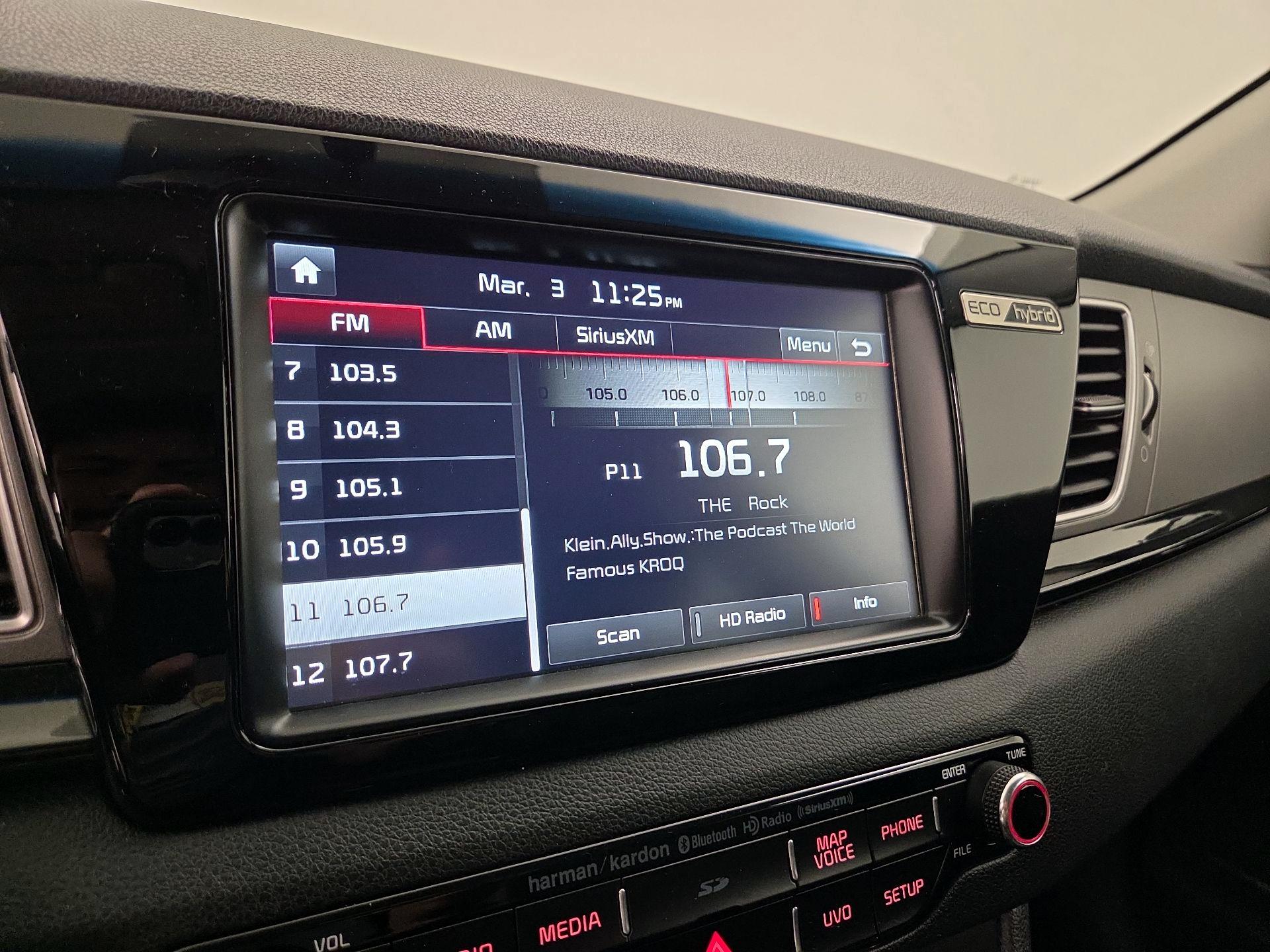 Thumbnail: 2017 Kia Niro - 16