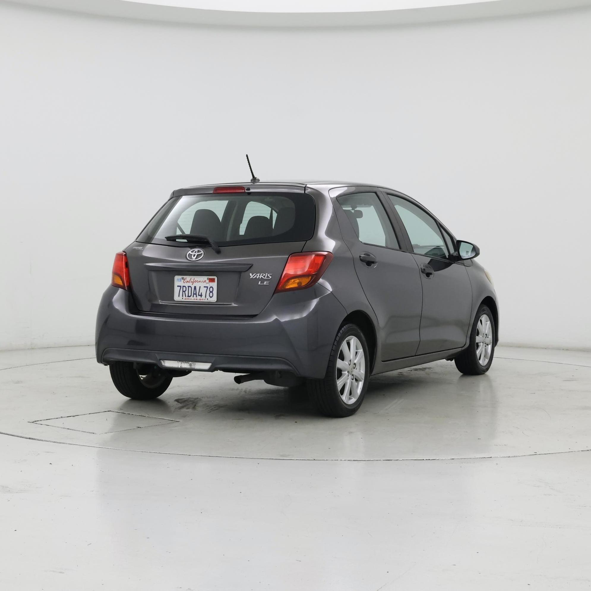 Thumbnail: 2016 Toyota Yaris - 8