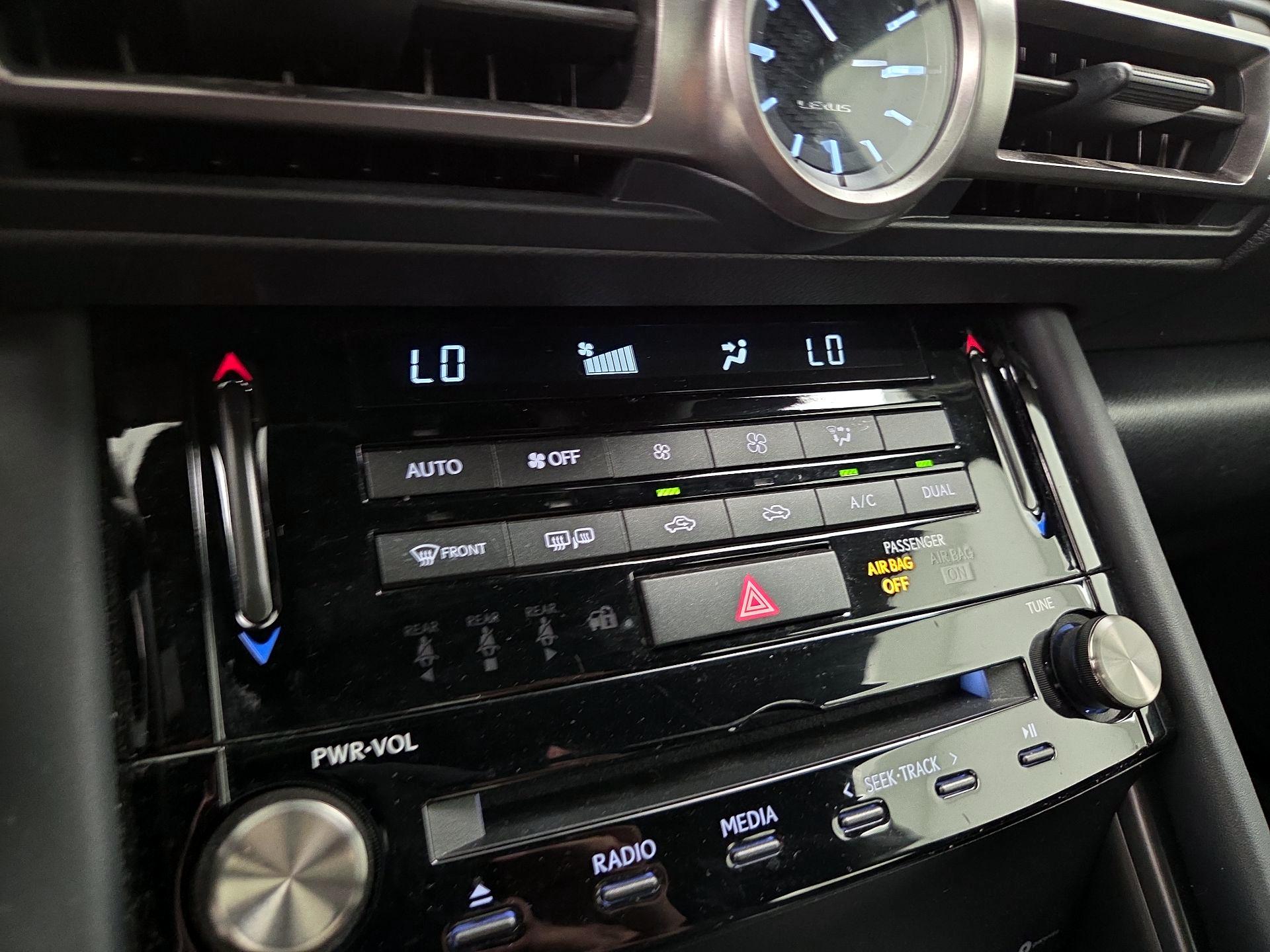 Thumbnail: 2022 Lexus IS - 16