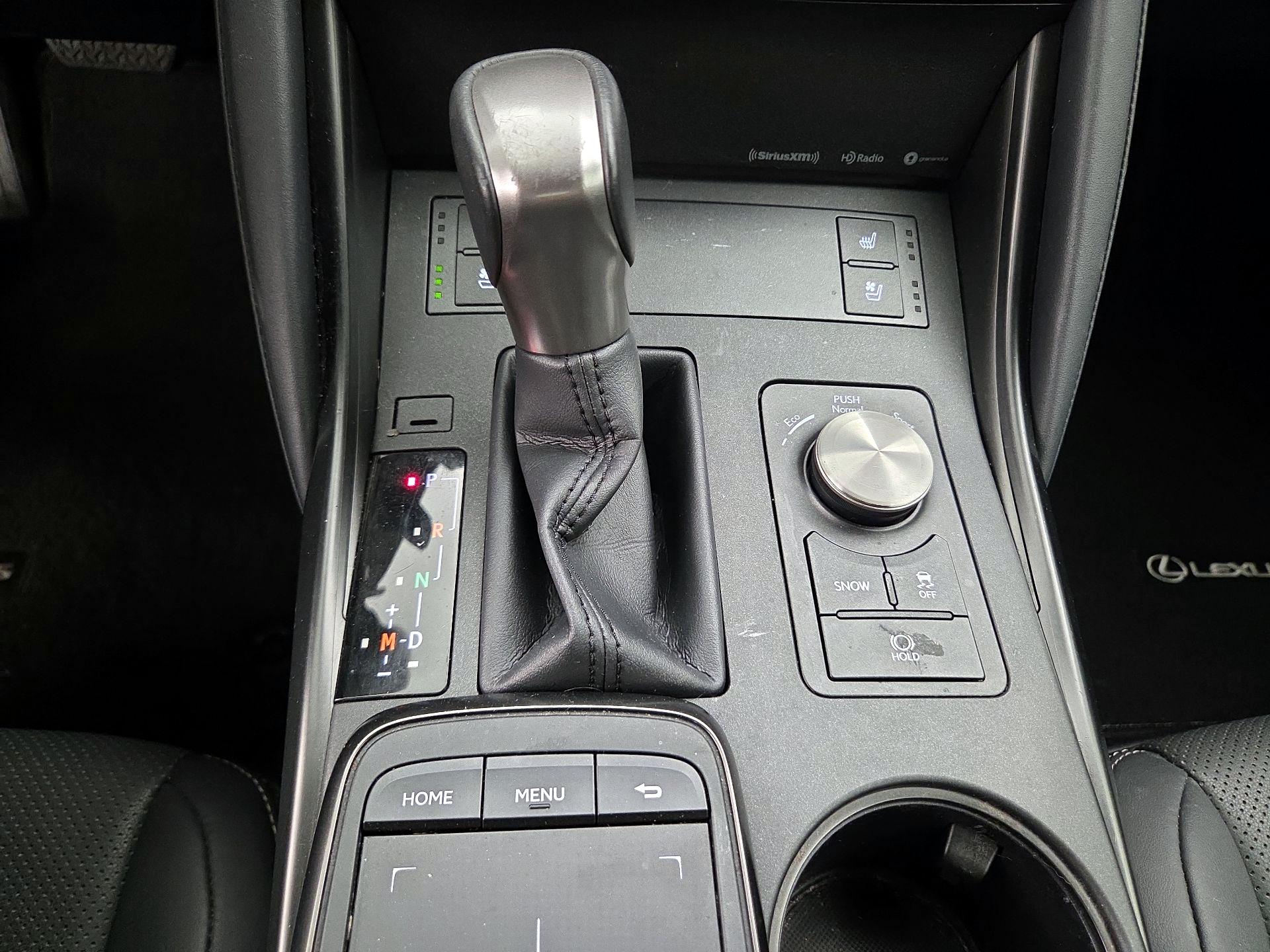 Thumbnail: 2022 Lexus IS - 17