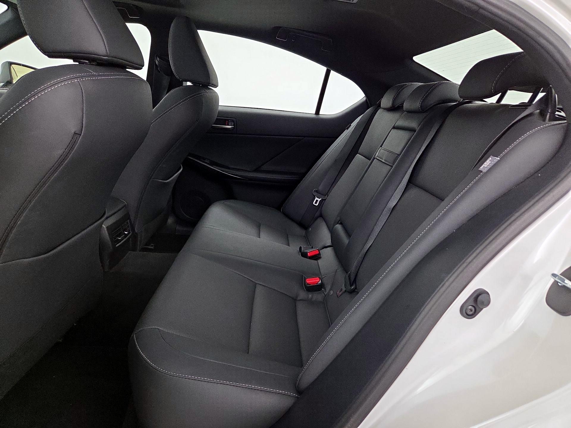 Thumbnail: 2022 Lexus IS - 20