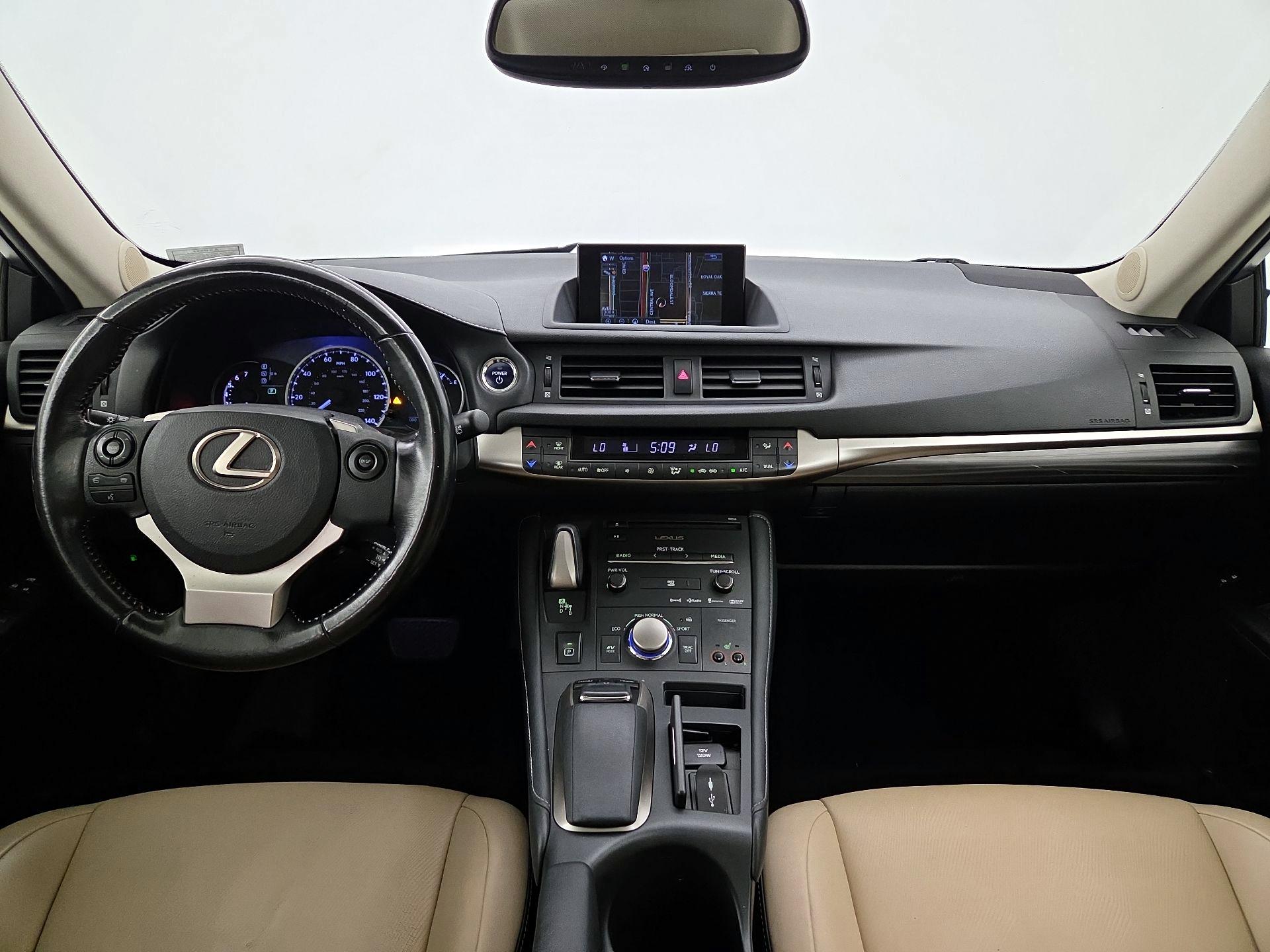 Thumbnail: 2016 Lexus CT - 9