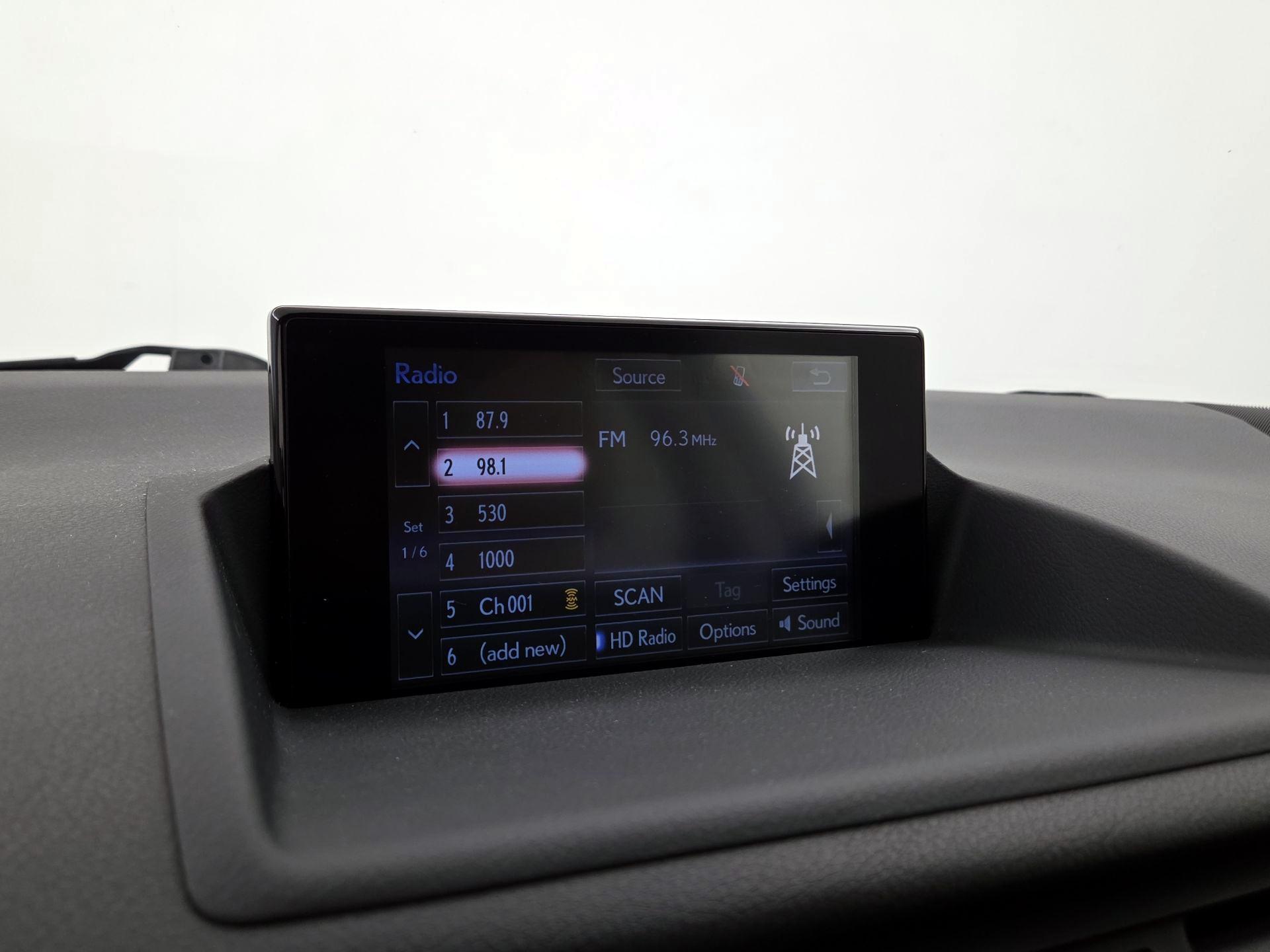 Thumbnail: 2016 Lexus CT - 16