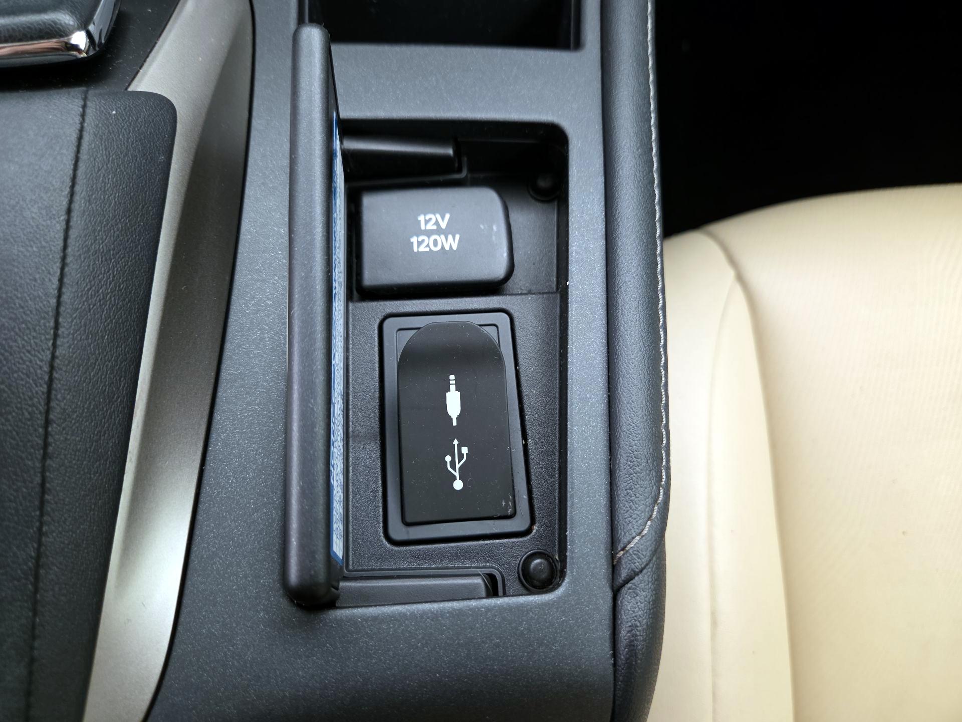 Thumbnail: 2016 Lexus CT - 19