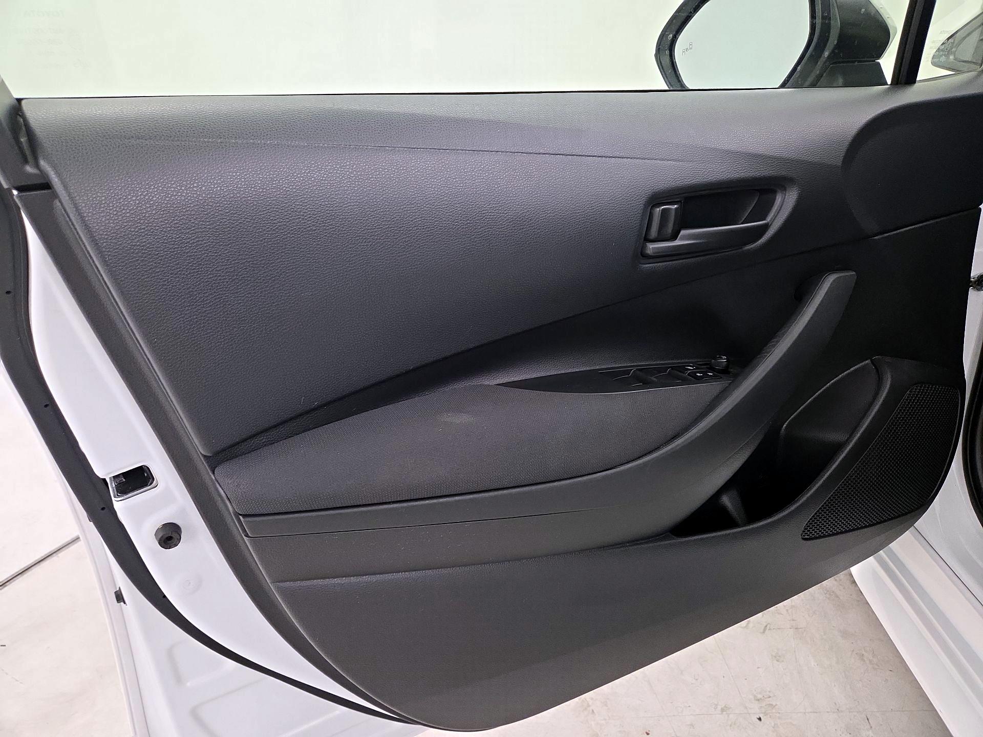 Thumbnail: 2025 Toyota Corolla - 12