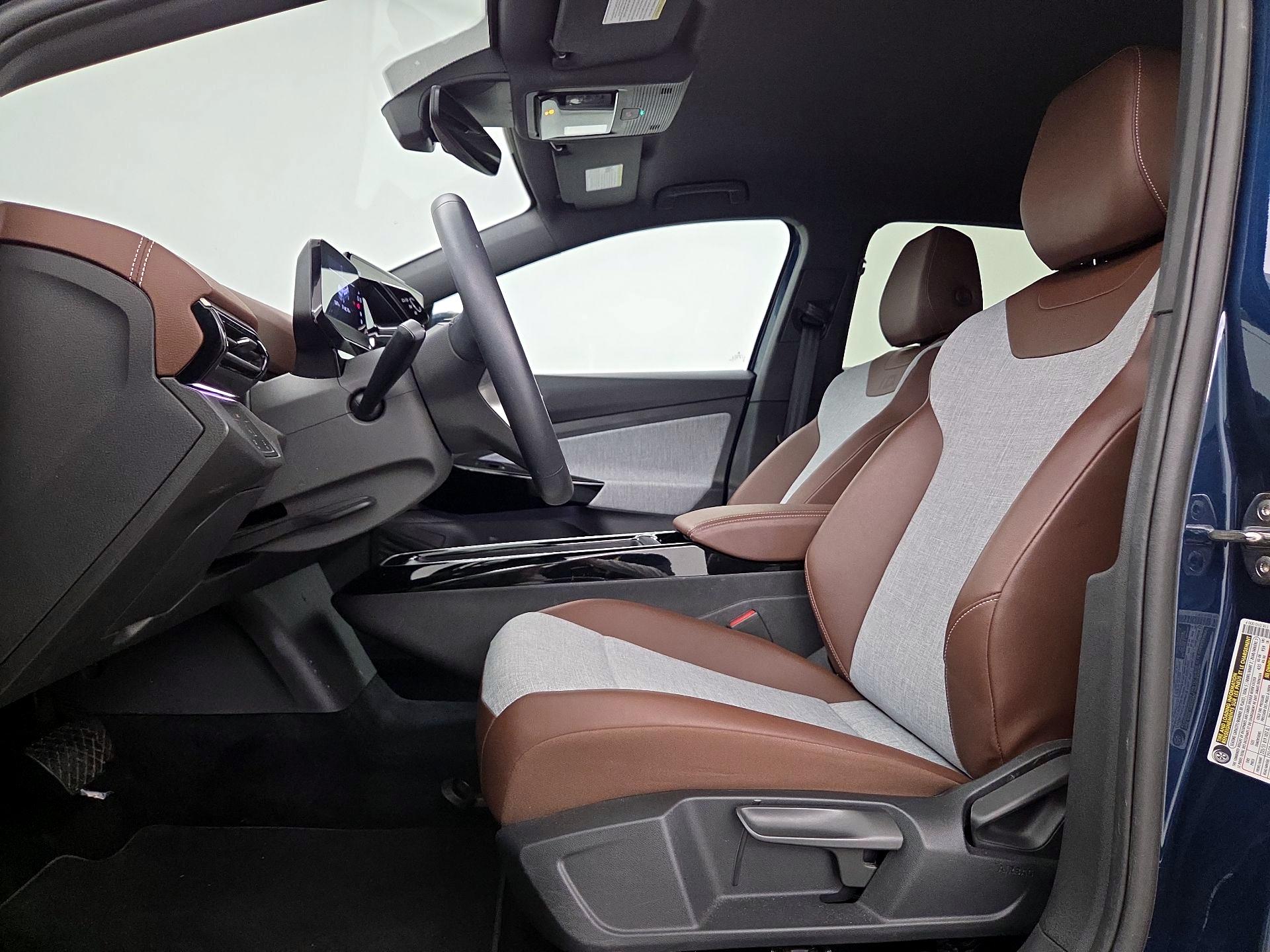 Thumbnail: 2023 Volkswagen ID.4 - 11