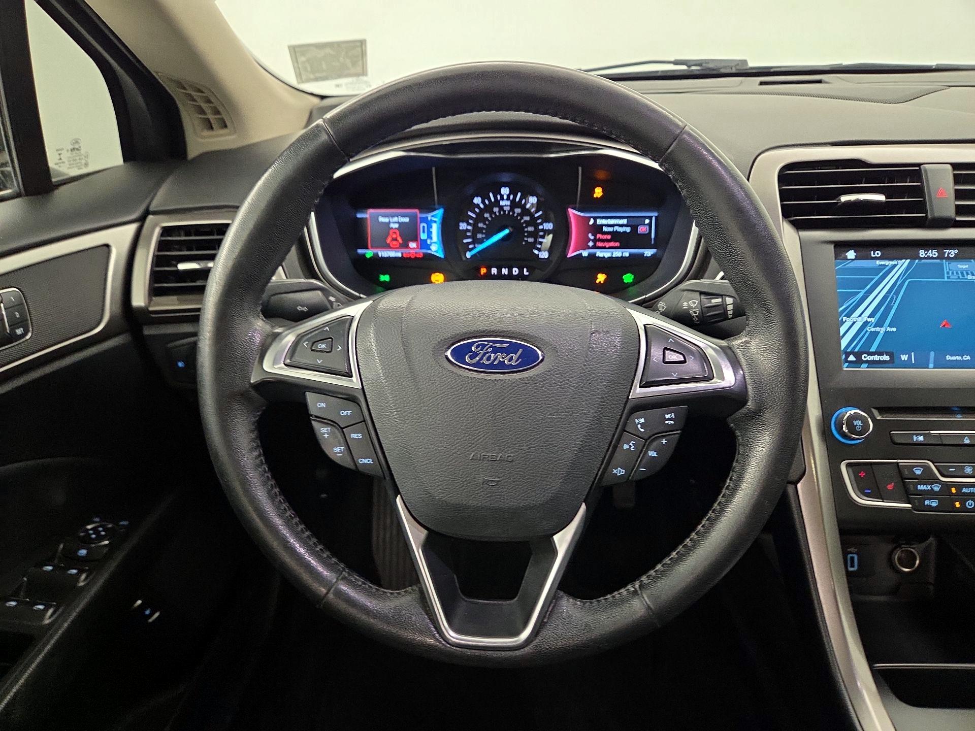 Thumbnail: 2017 Ford Fusion - 10