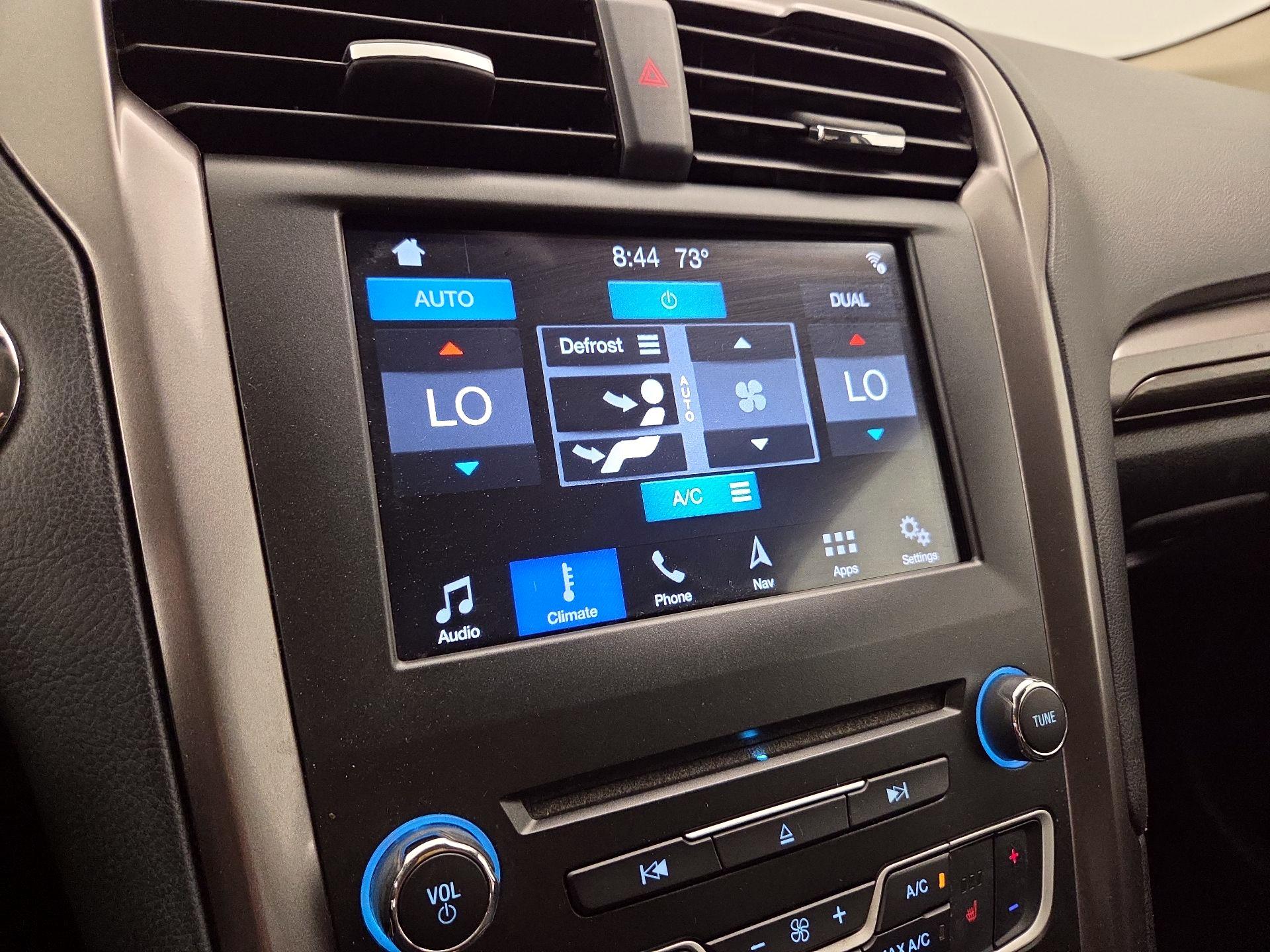 Thumbnail: 2017 Ford Fusion - 17