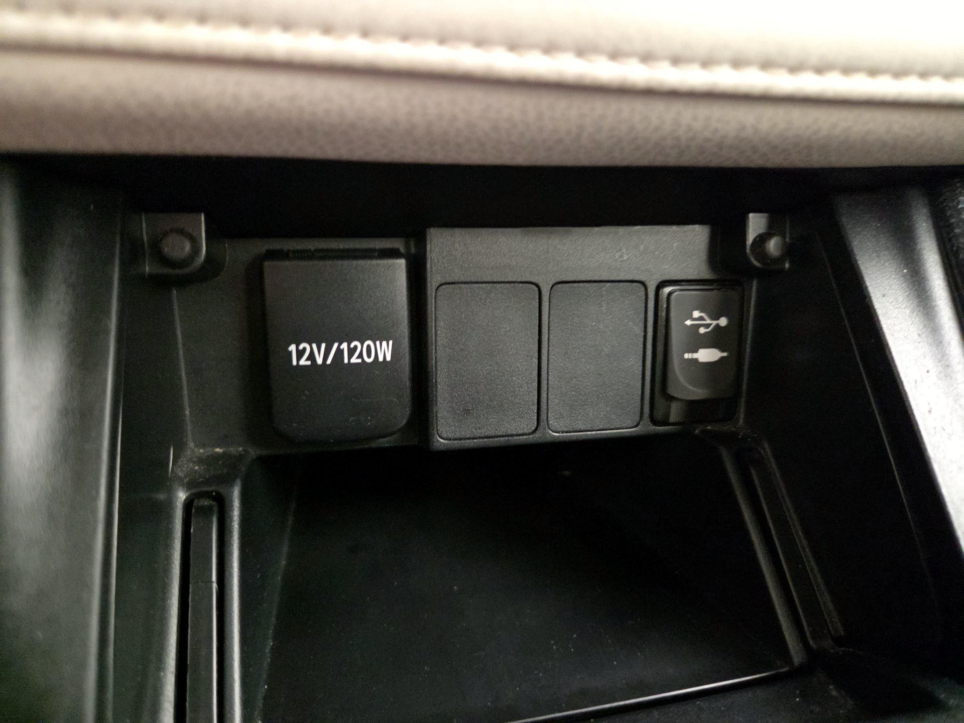 Thumbnail: 2017 Toyota Corolla iM - 18