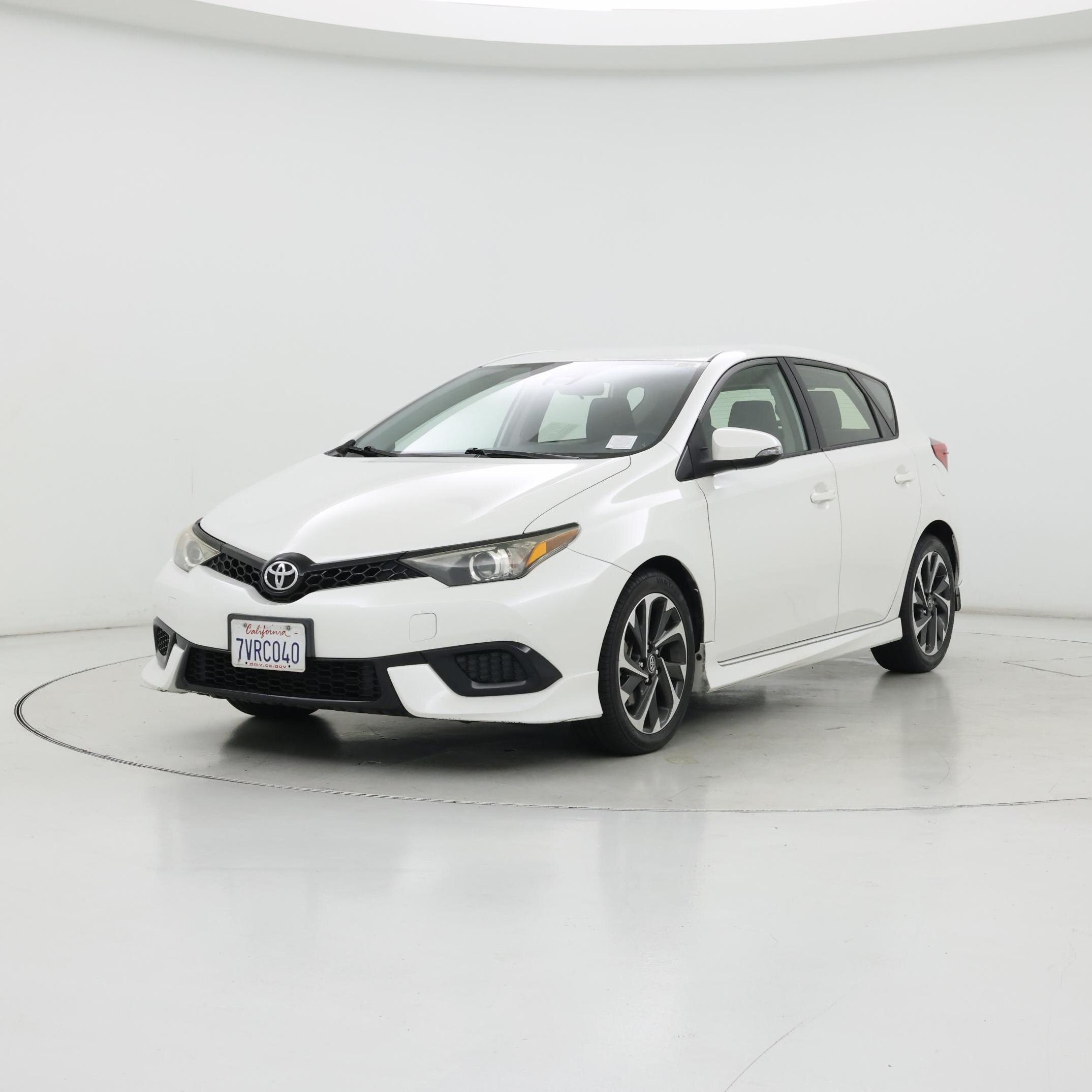 Thumbnail: 2017 Toyota Corolla iM - 4