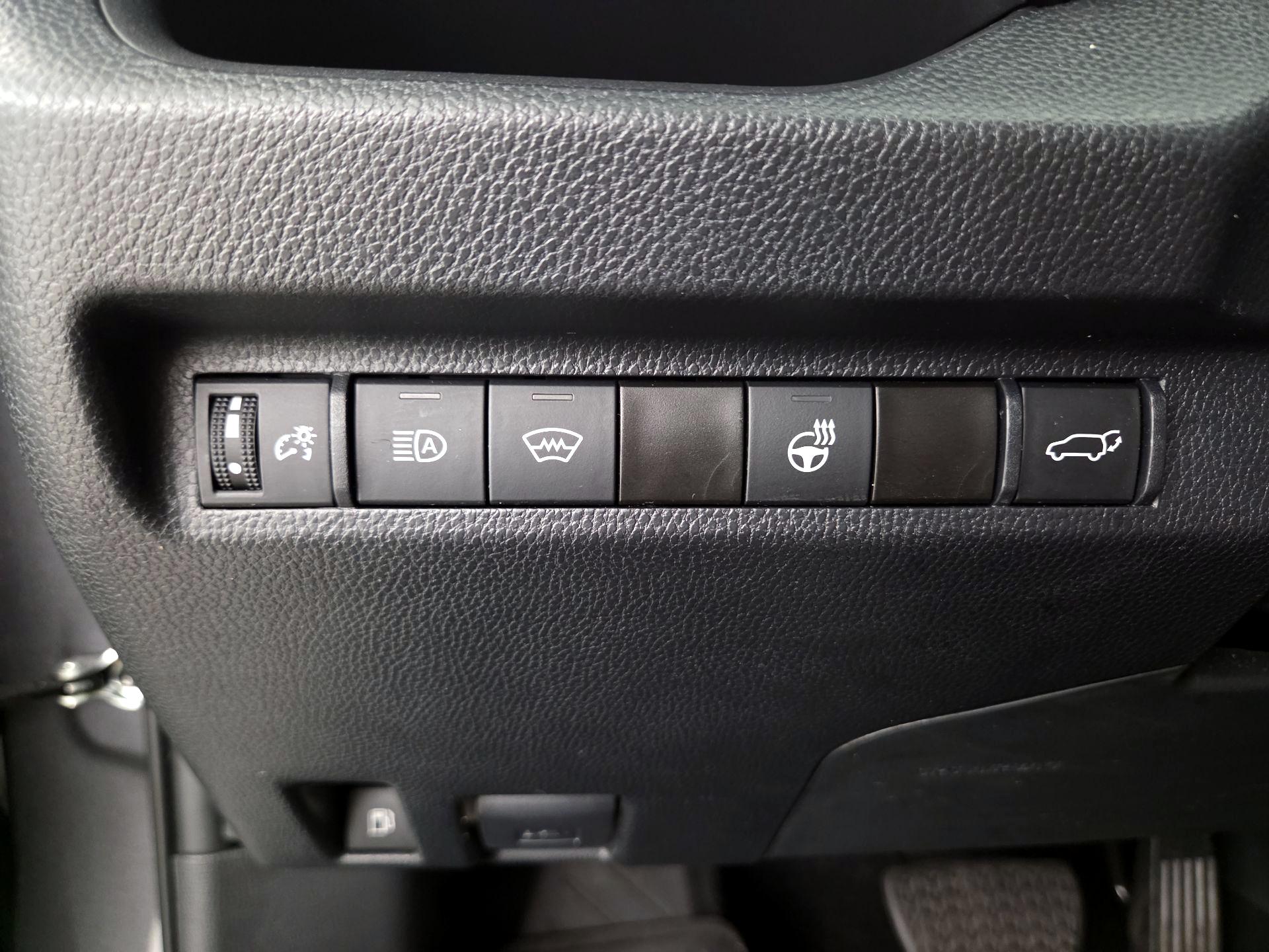 Thumbnail: 2024 Toyota RAV4 - 13