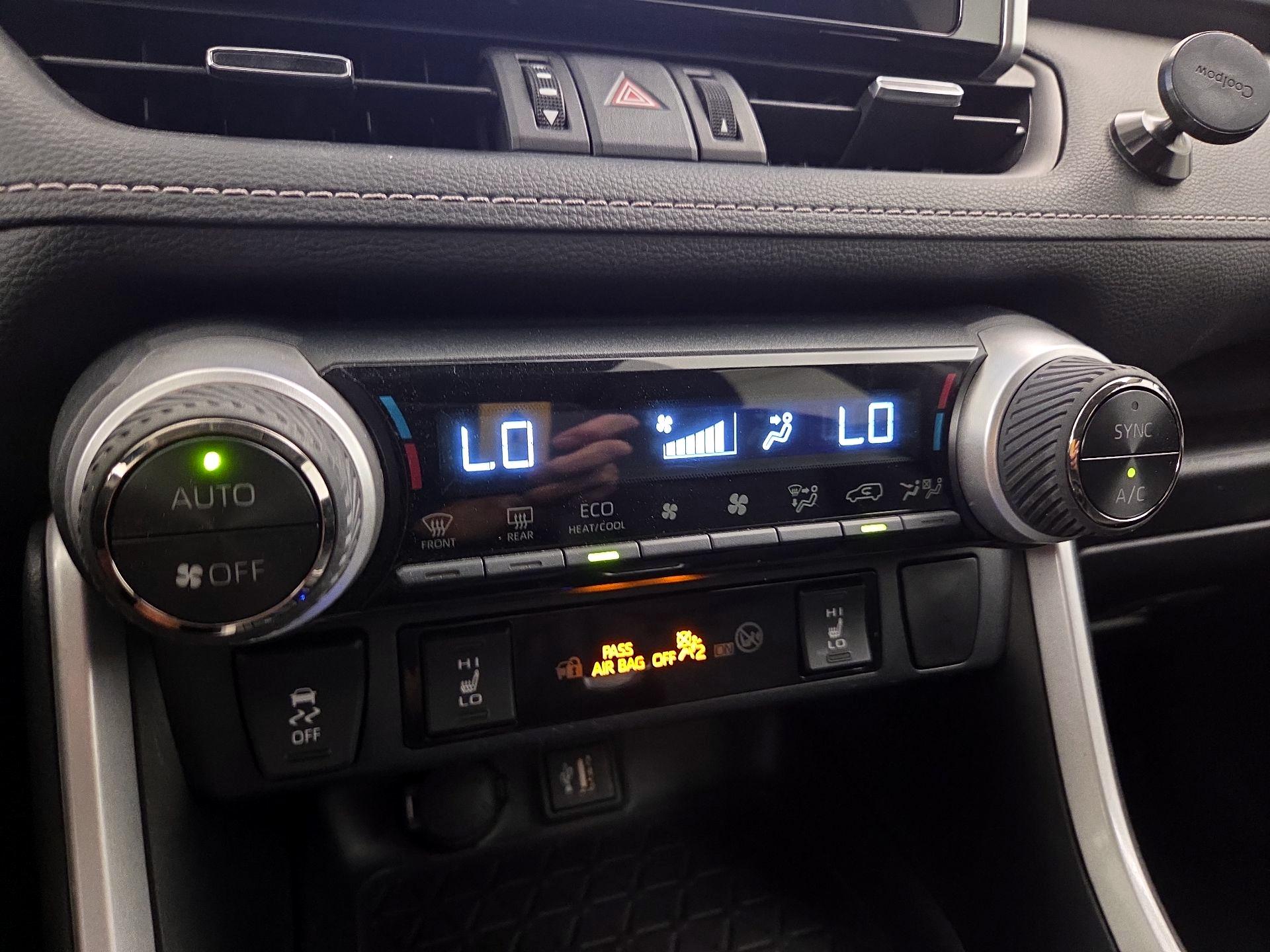 Thumbnail: 2024 Toyota RAV4 - 16