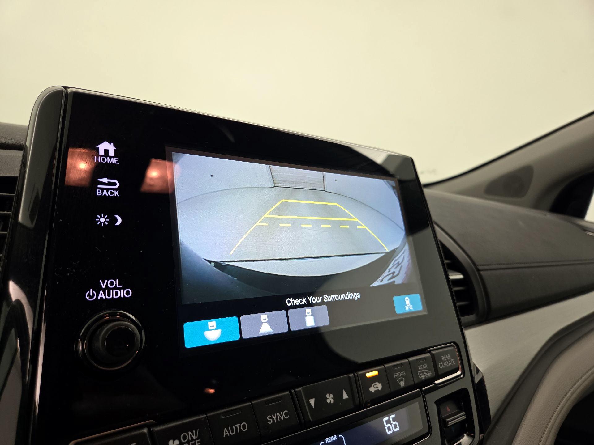 Thumbnail: 2020 Honda Odyssey - 14