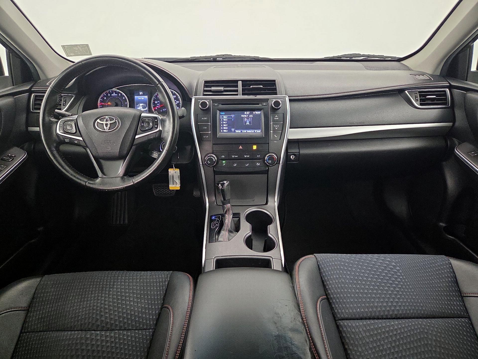 Thumbnail: 2015 Toyota Camry - 9
