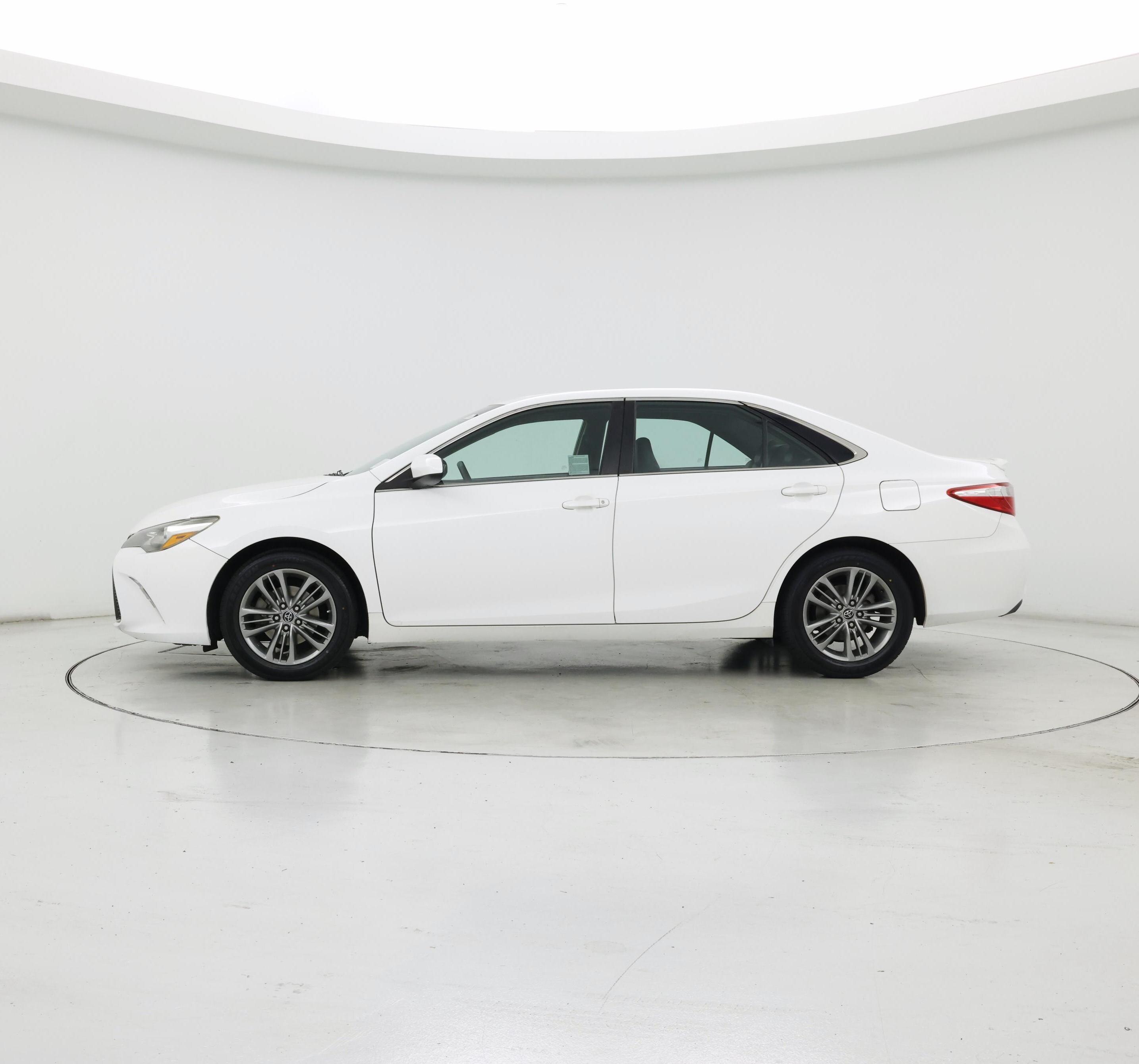 Thumbnail: 2015 Toyota Camry - 3