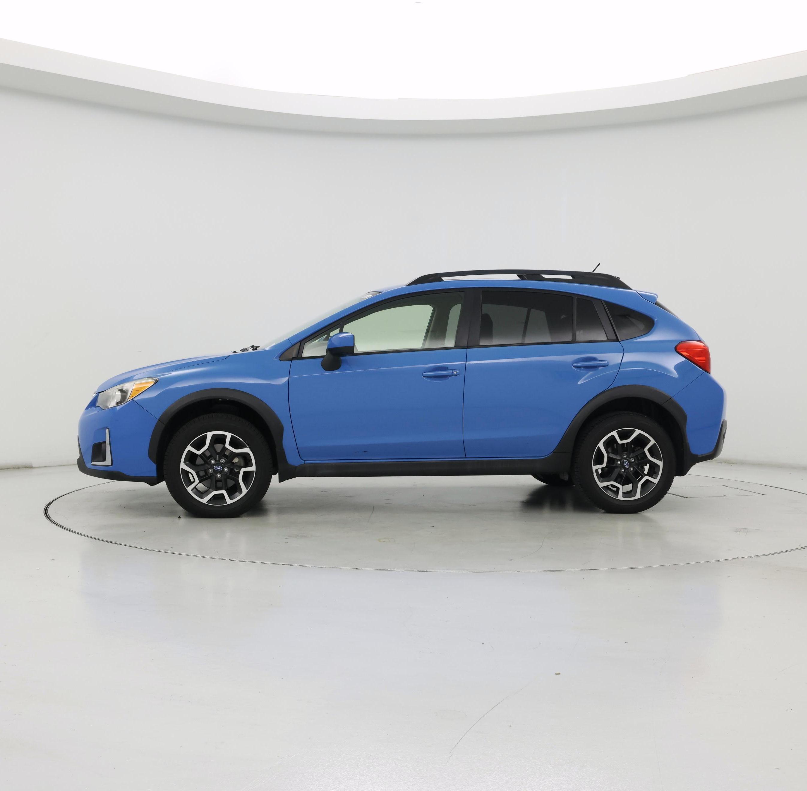 Thumbnail: 2016 Subaru XV Crosstrek - 3