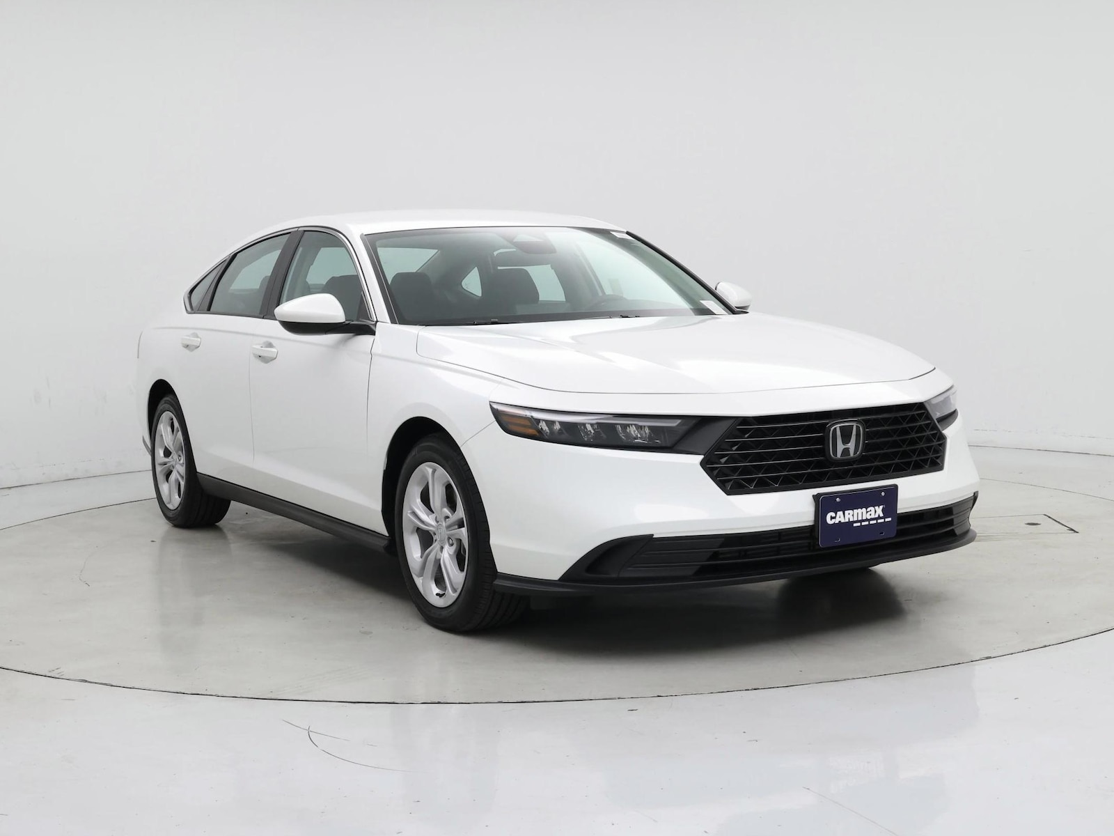 2025 Honda Accord LX - Photo 2