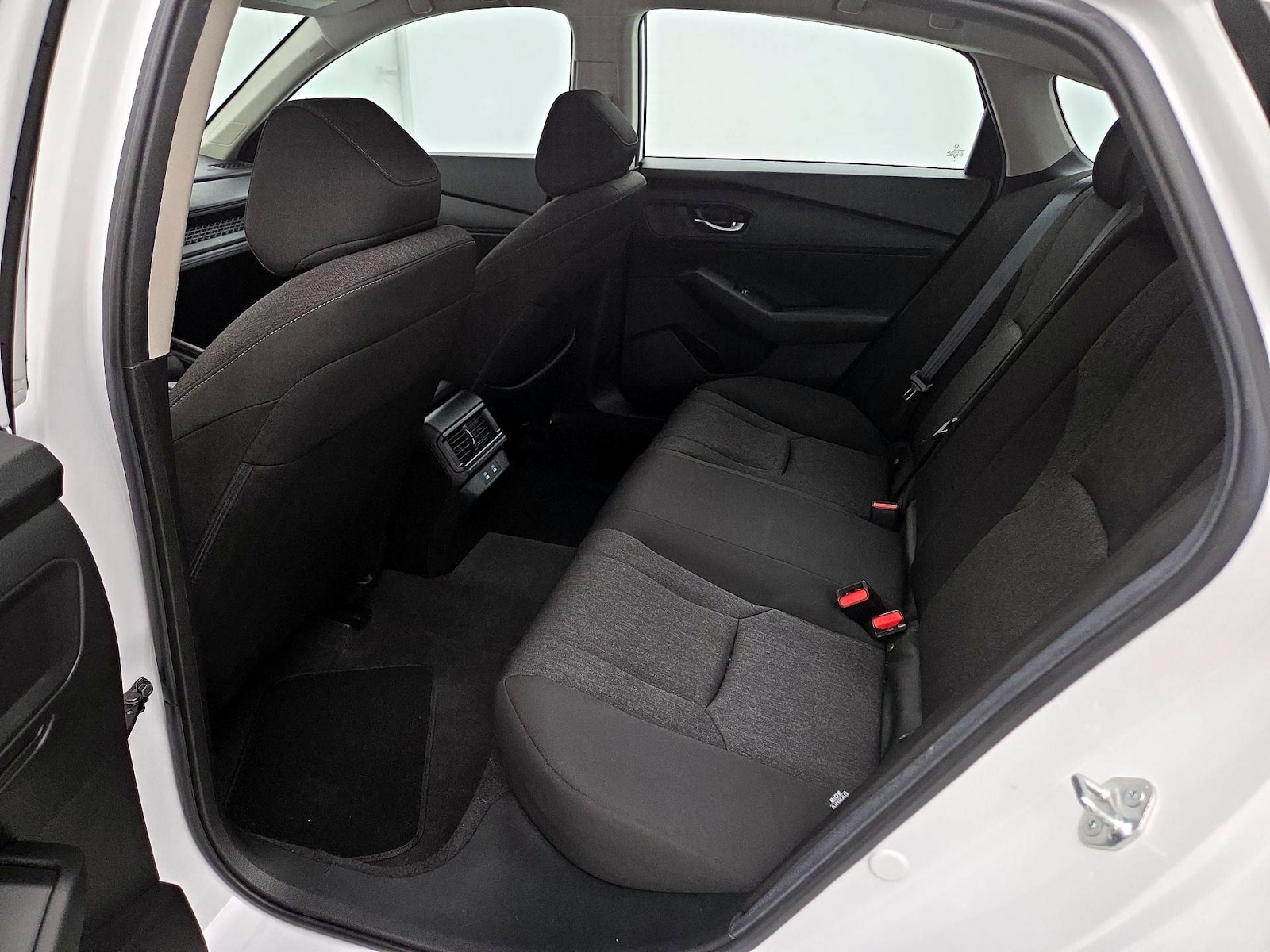 2025 Honda Accord LX - Photo 20