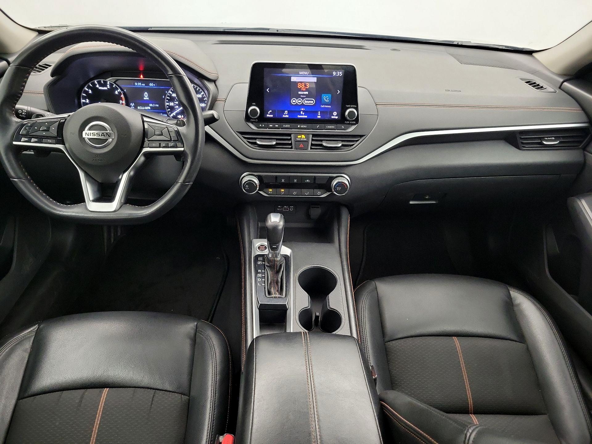 Thumbnail: 2021 Nissan Altima - 9