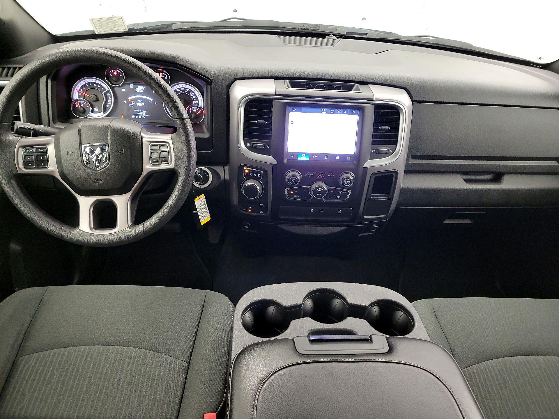 Thumbnail: 2022 RAM 1500 Classic - 9