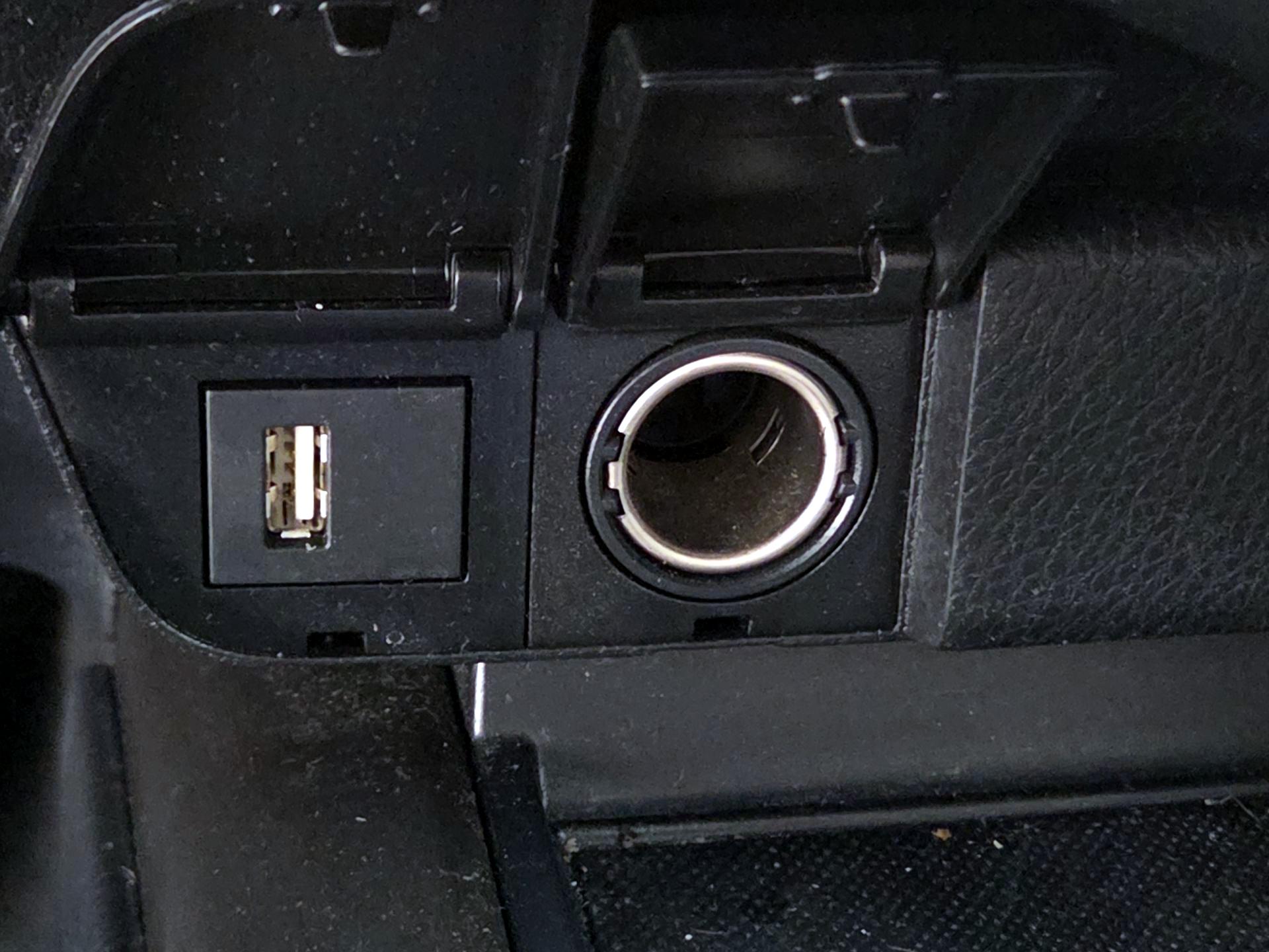 Thumbnail: 2023 Toyota Camry - 18