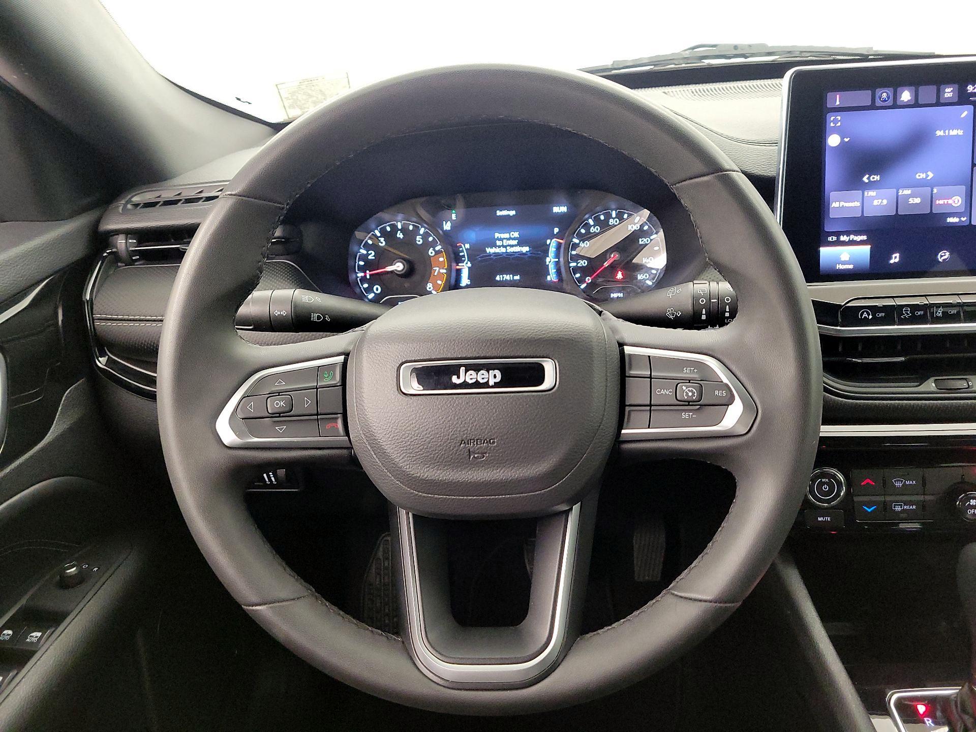 Thumbnail: 2023 Jeep Compass - 10