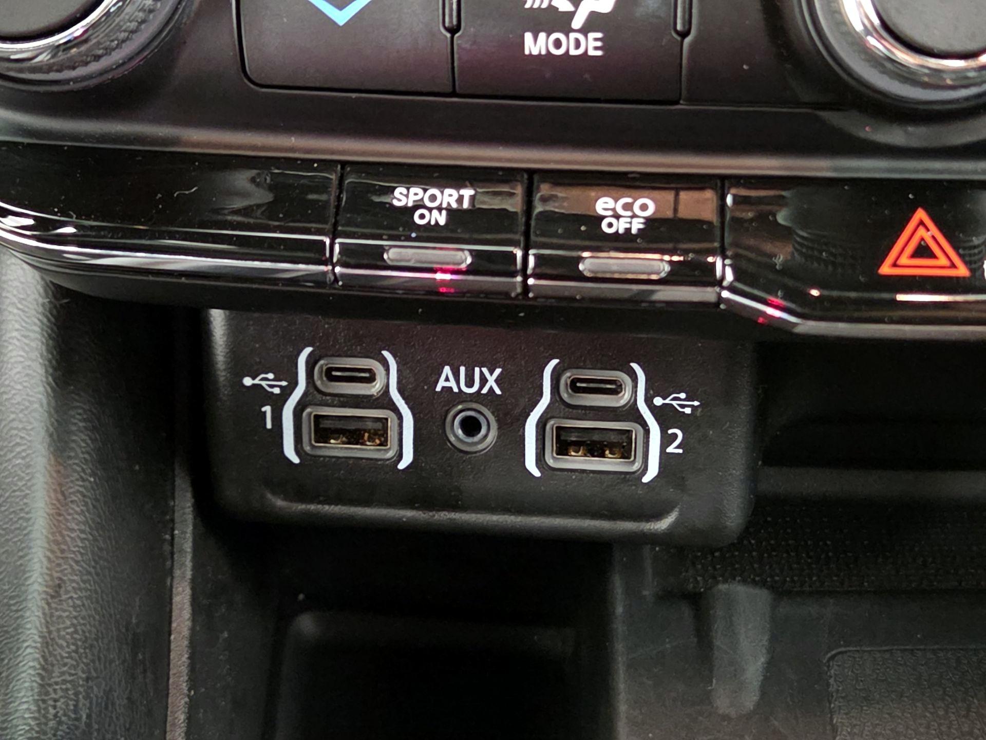 Thumbnail: 2022 Dodge Durango - 19