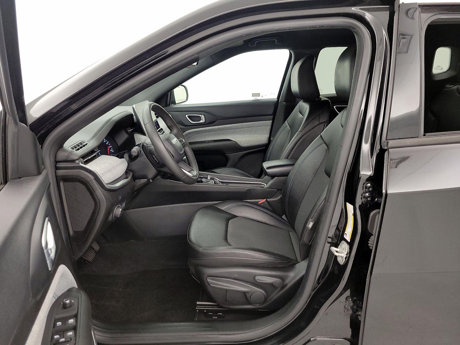 Thumbnail: 2024 Jeep Compass - 11