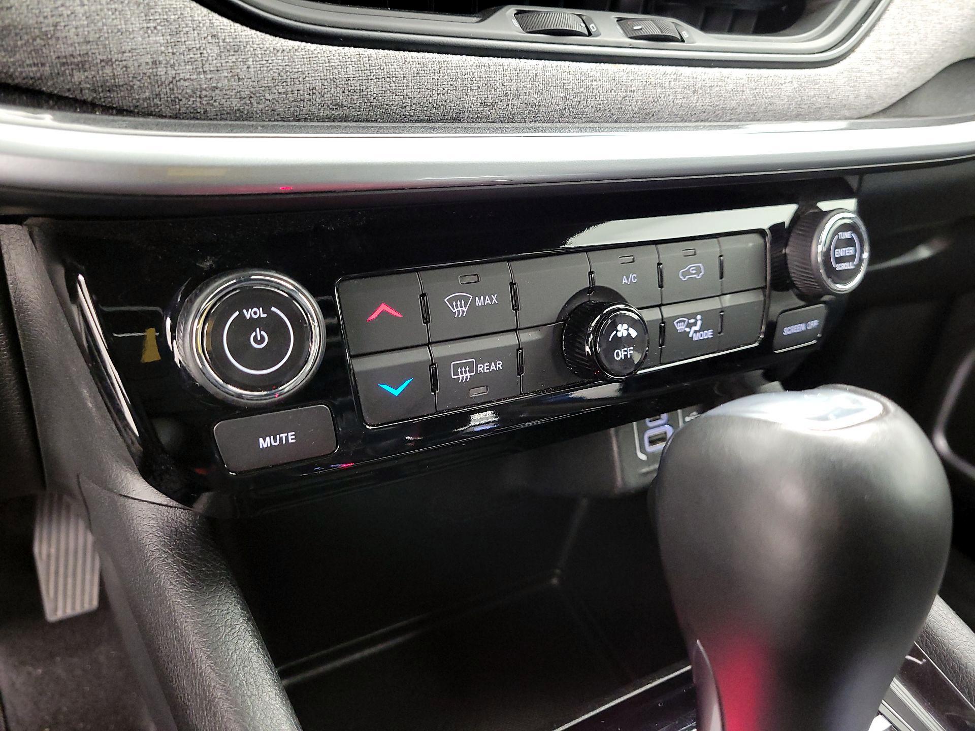 Thumbnail: 2024 Jeep Compass - 14