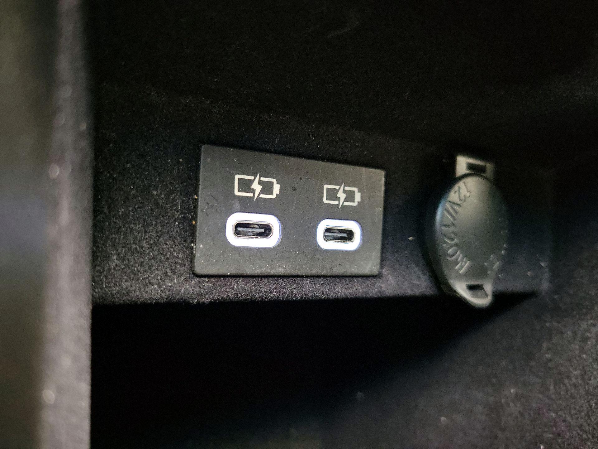 Thumbnail: 2023 Lexus ES - 18