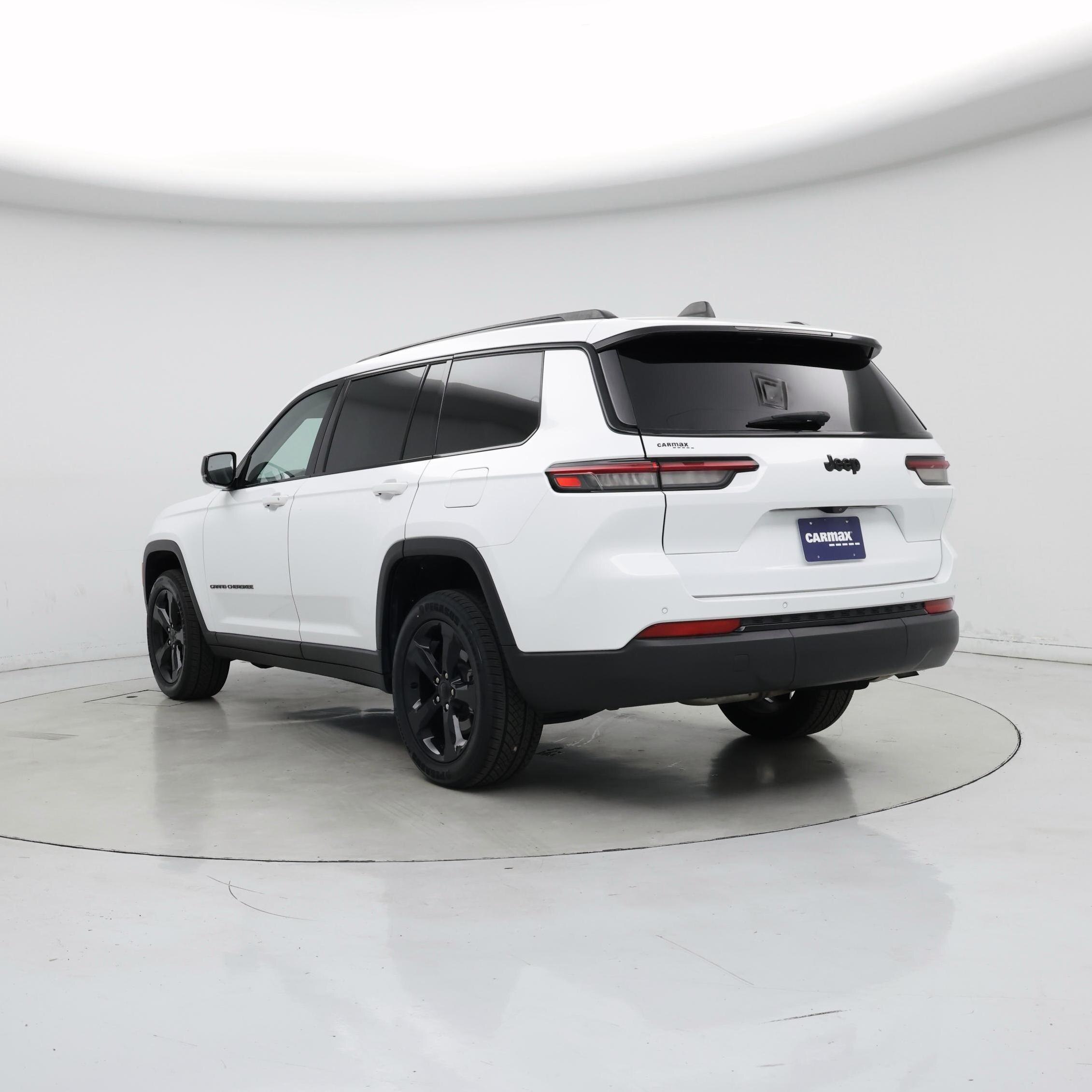 Thumbnail: 2023 Jeep Grand Cherokee L - 2
