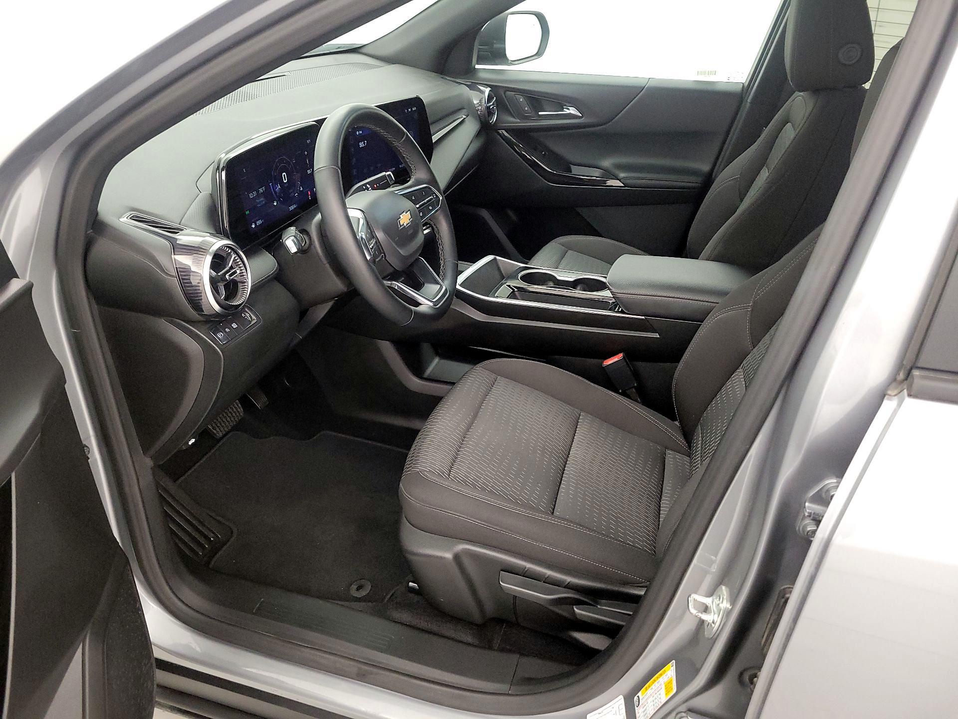 Thumbnail: 2025 Chevrolet Equinox - 11