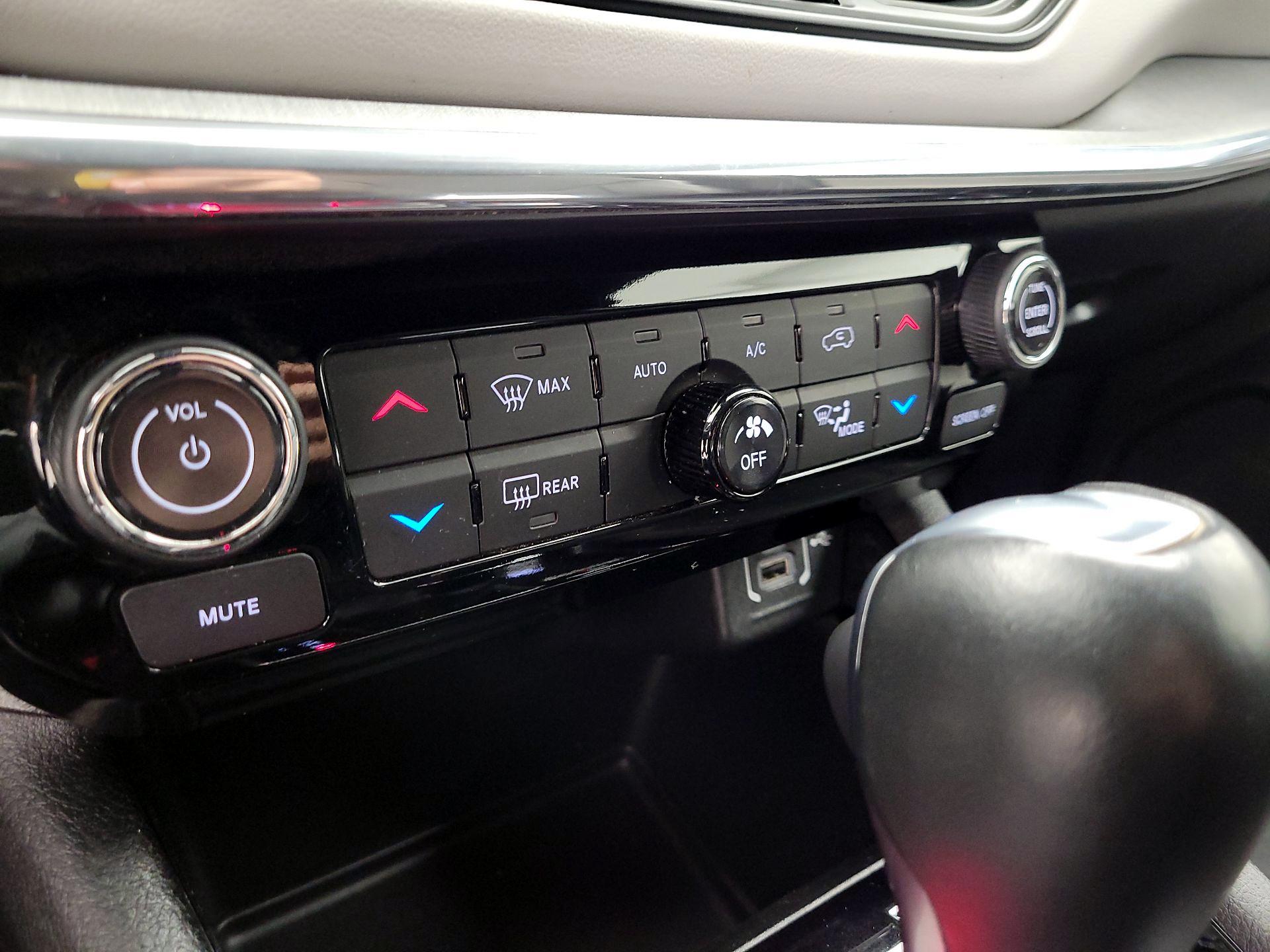 Thumbnail: 2023 Jeep Compass - 16