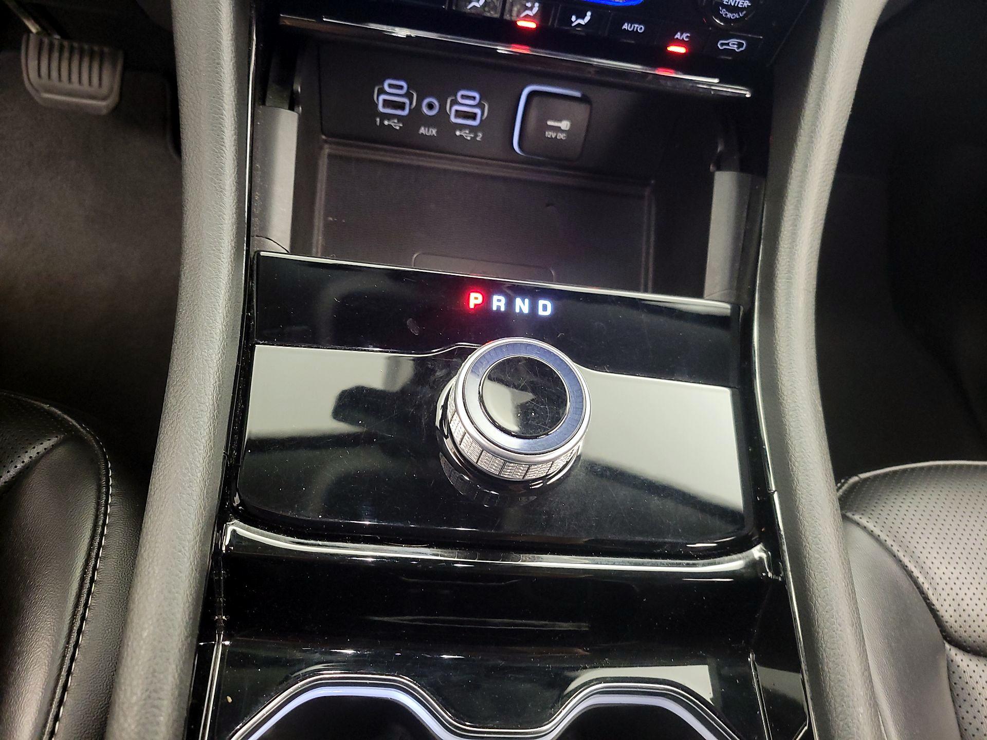 Thumbnail: 2023 Jeep Grand Cherokee - 17