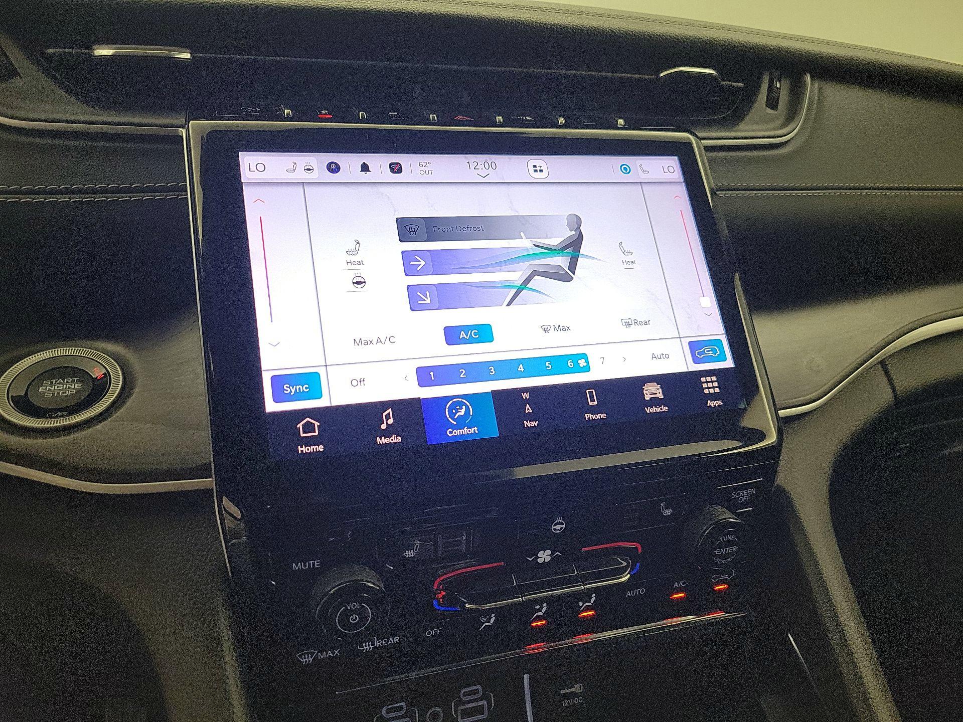 Thumbnail: 2023 Jeep Grand Cherokee - 17