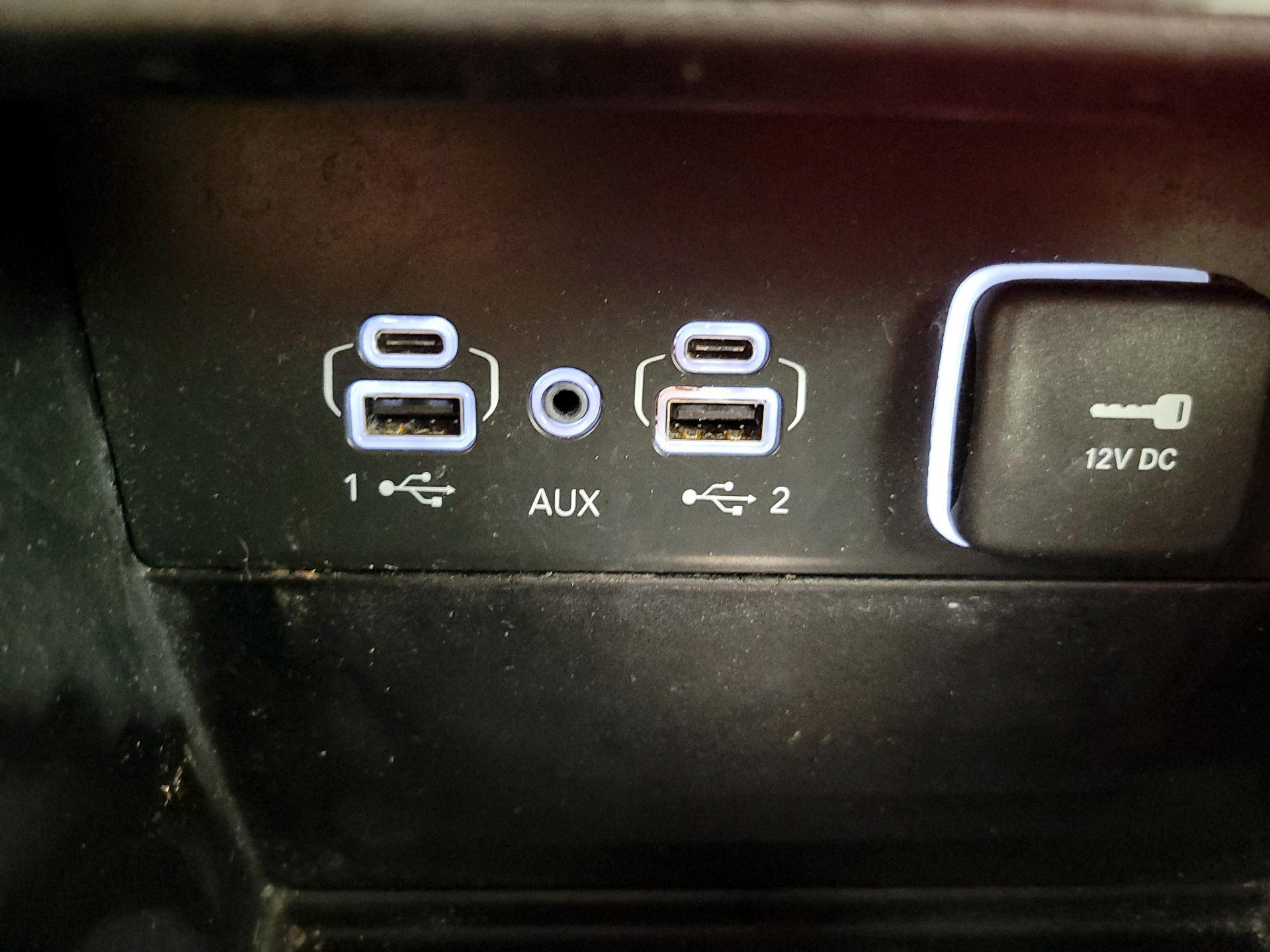 Thumbnail: 2023 Jeep Grand Cherokee - 19