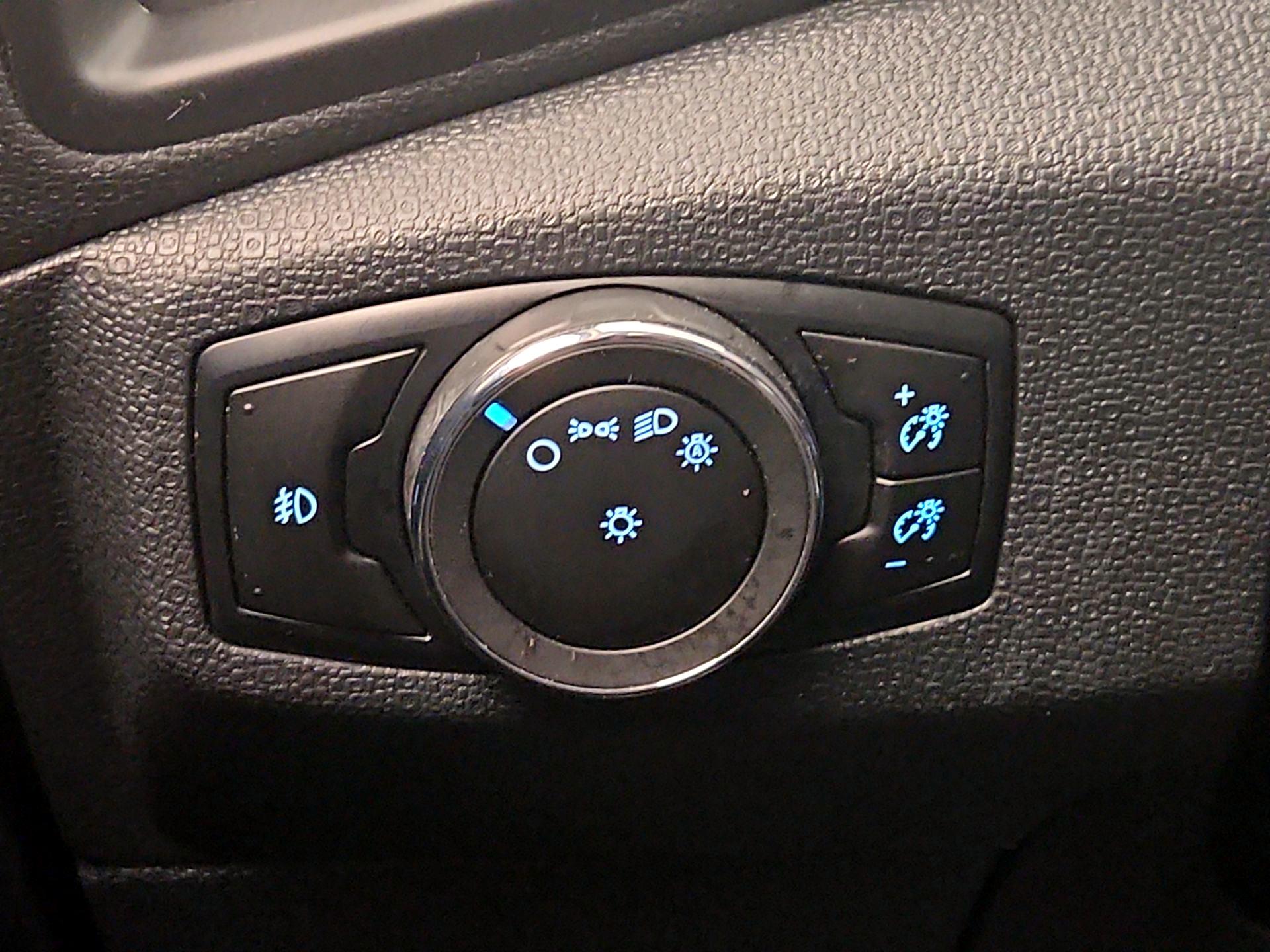 Thumbnail: 2021 Ford EcoSport - 13