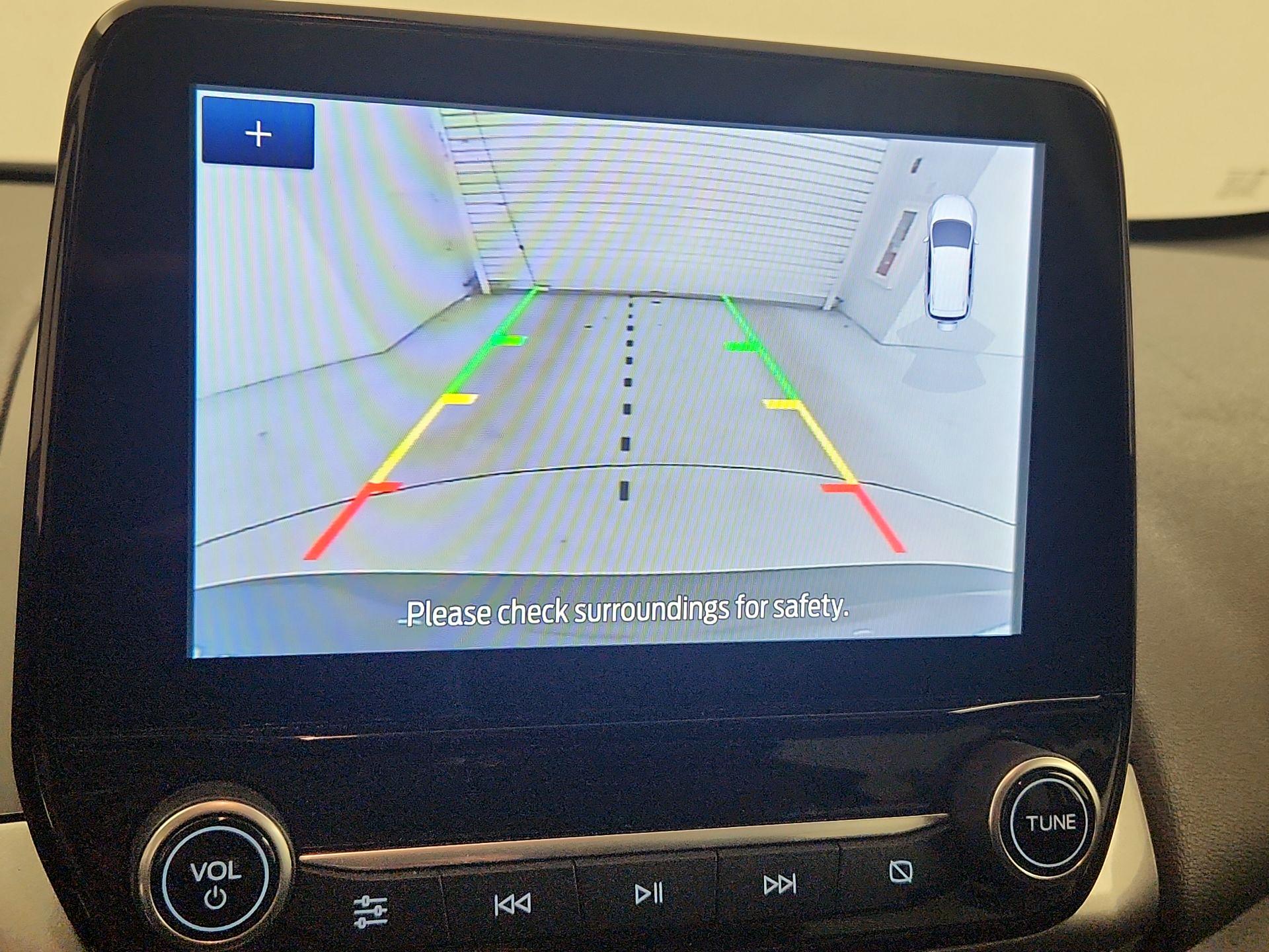 Thumbnail: 2021 Ford EcoSport - 14