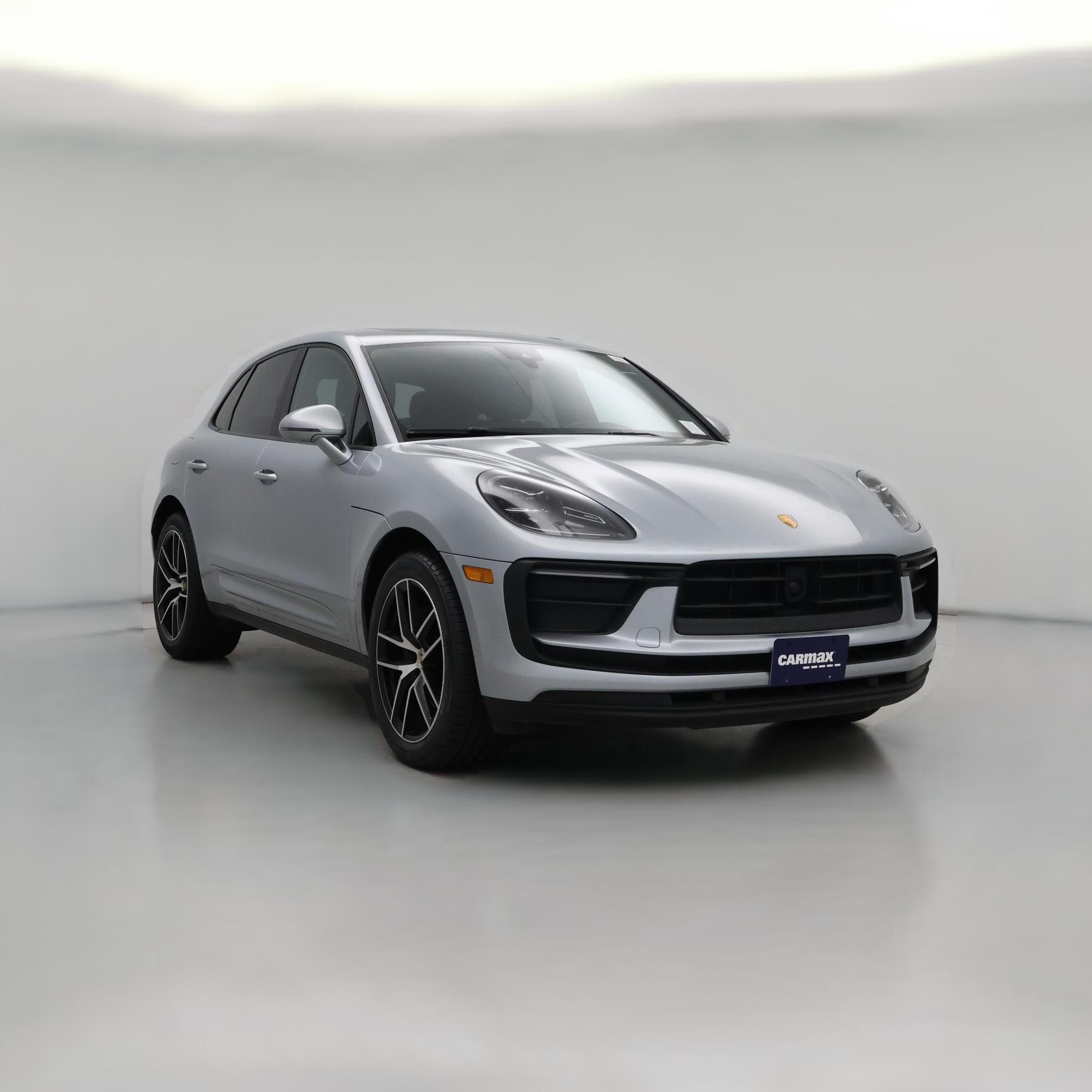 Thumbnail: 2023 Porsche Macan - 1