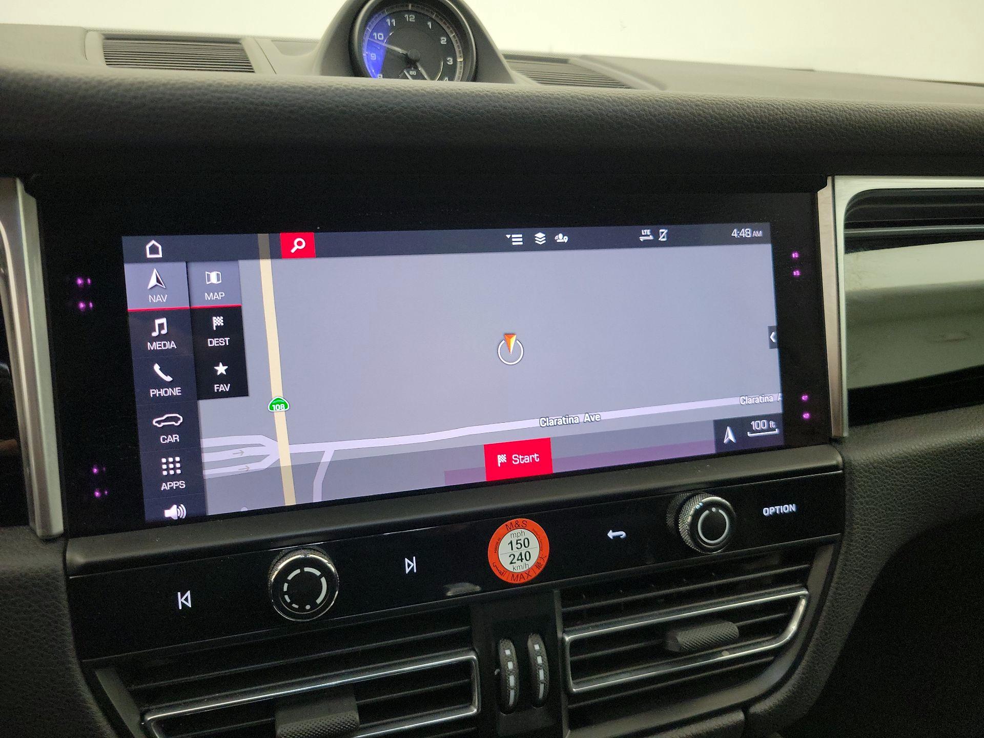 Thumbnail: 2023 Porsche Macan - 14