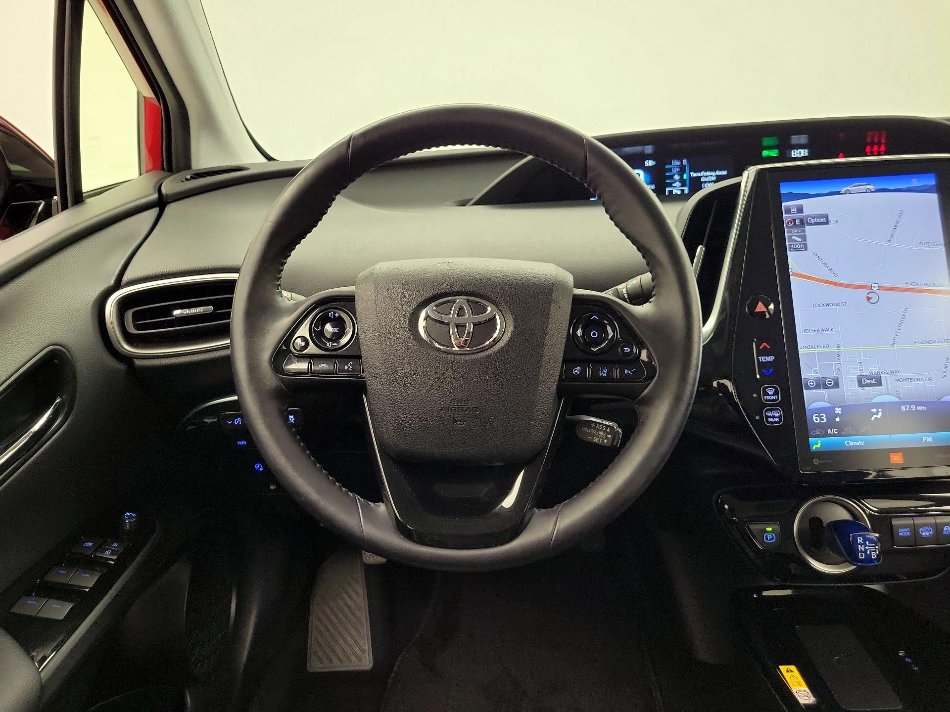 Thumbnail: 2020 Toyota Prius Prime - 10