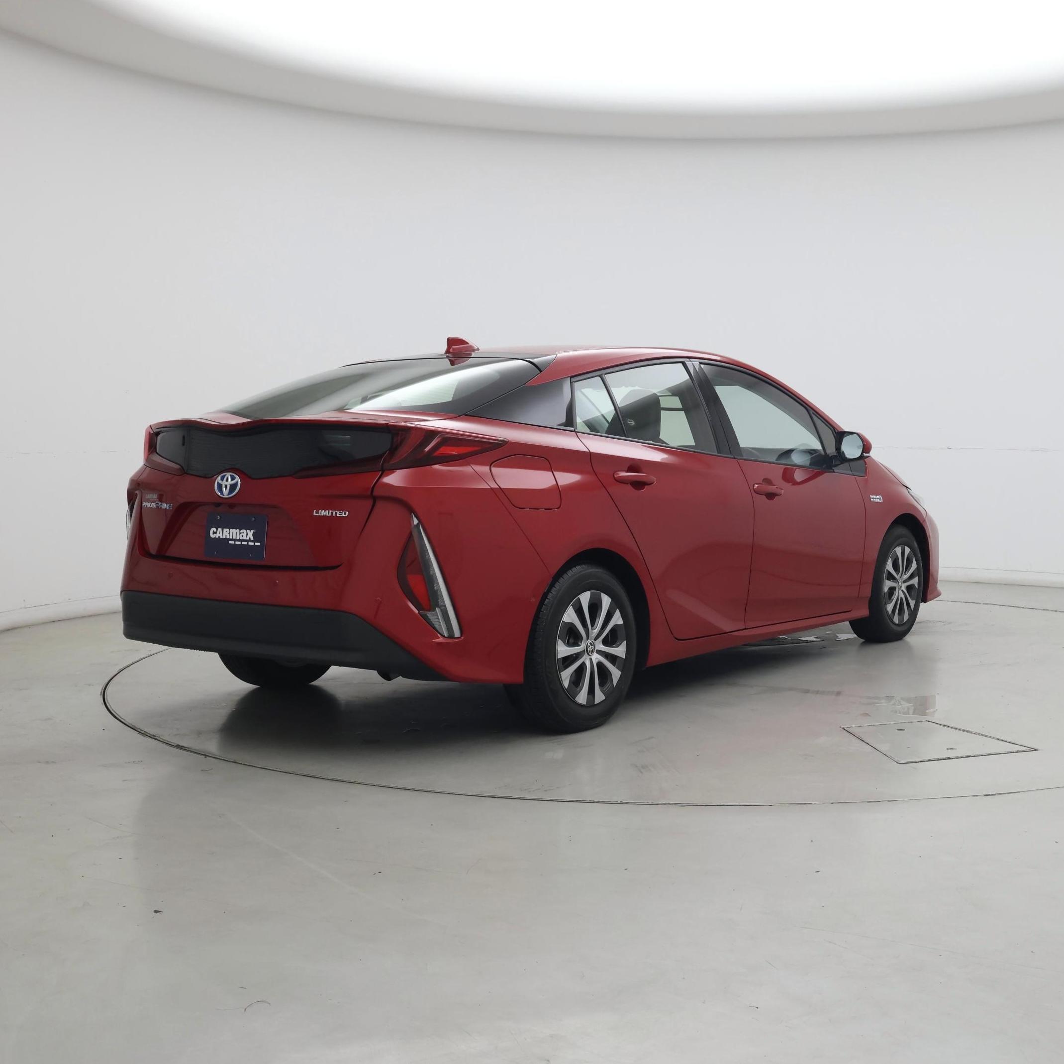 Thumbnail: 2020 Toyota Prius Prime - 8