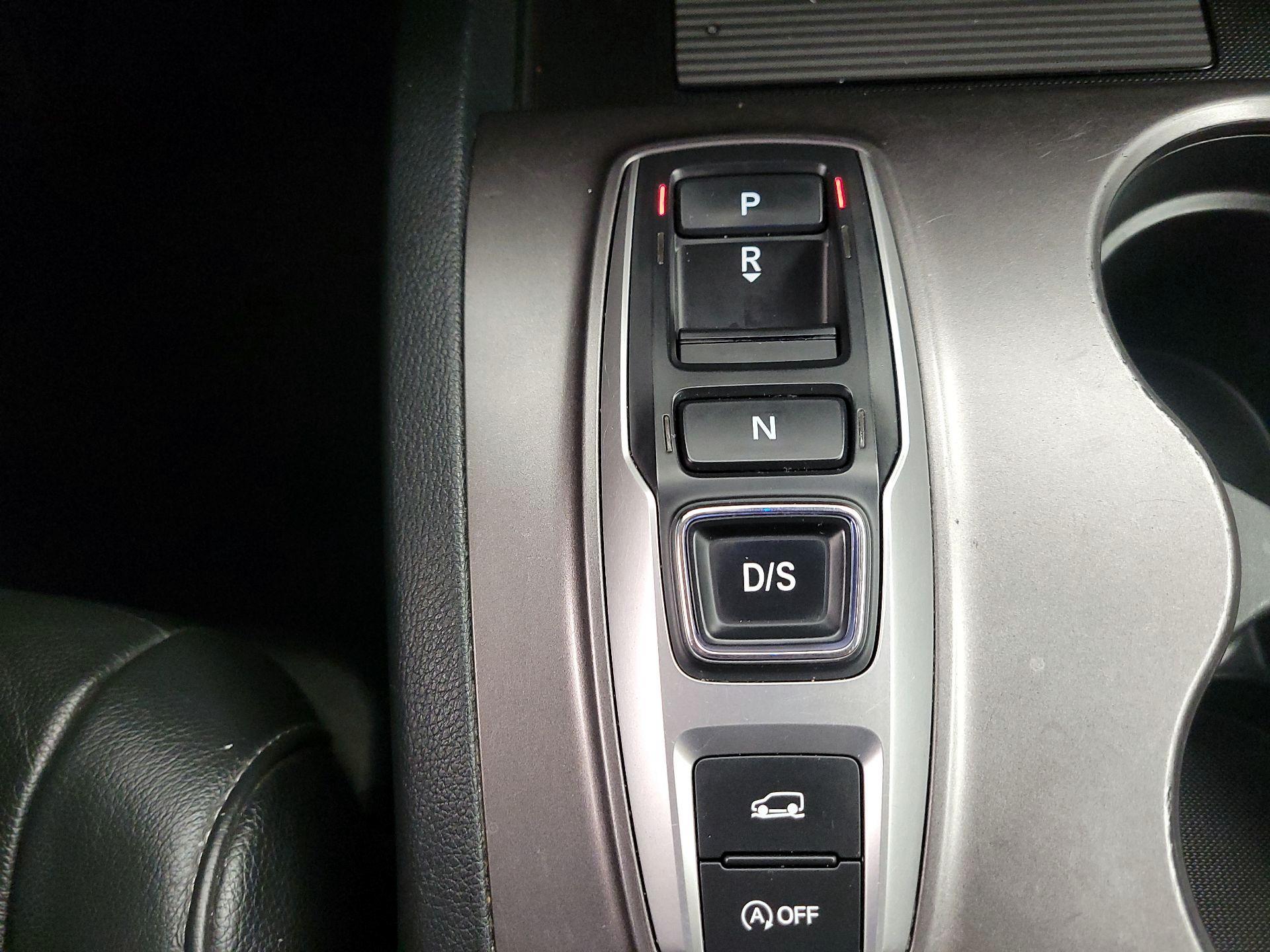 Thumbnail: 2022 Honda Pilot - 17