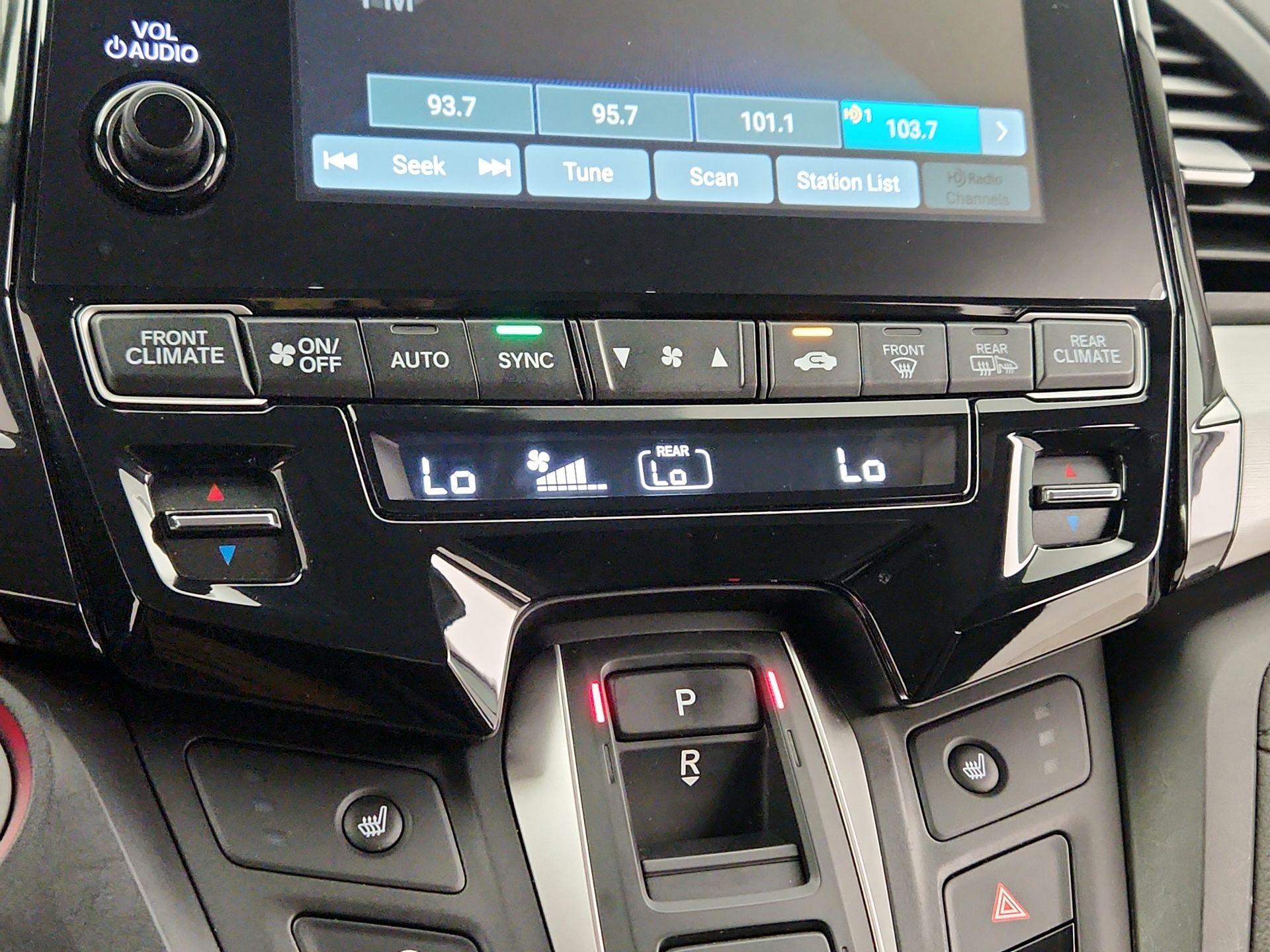 Thumbnail: 2024 Honda Odyssey - 16