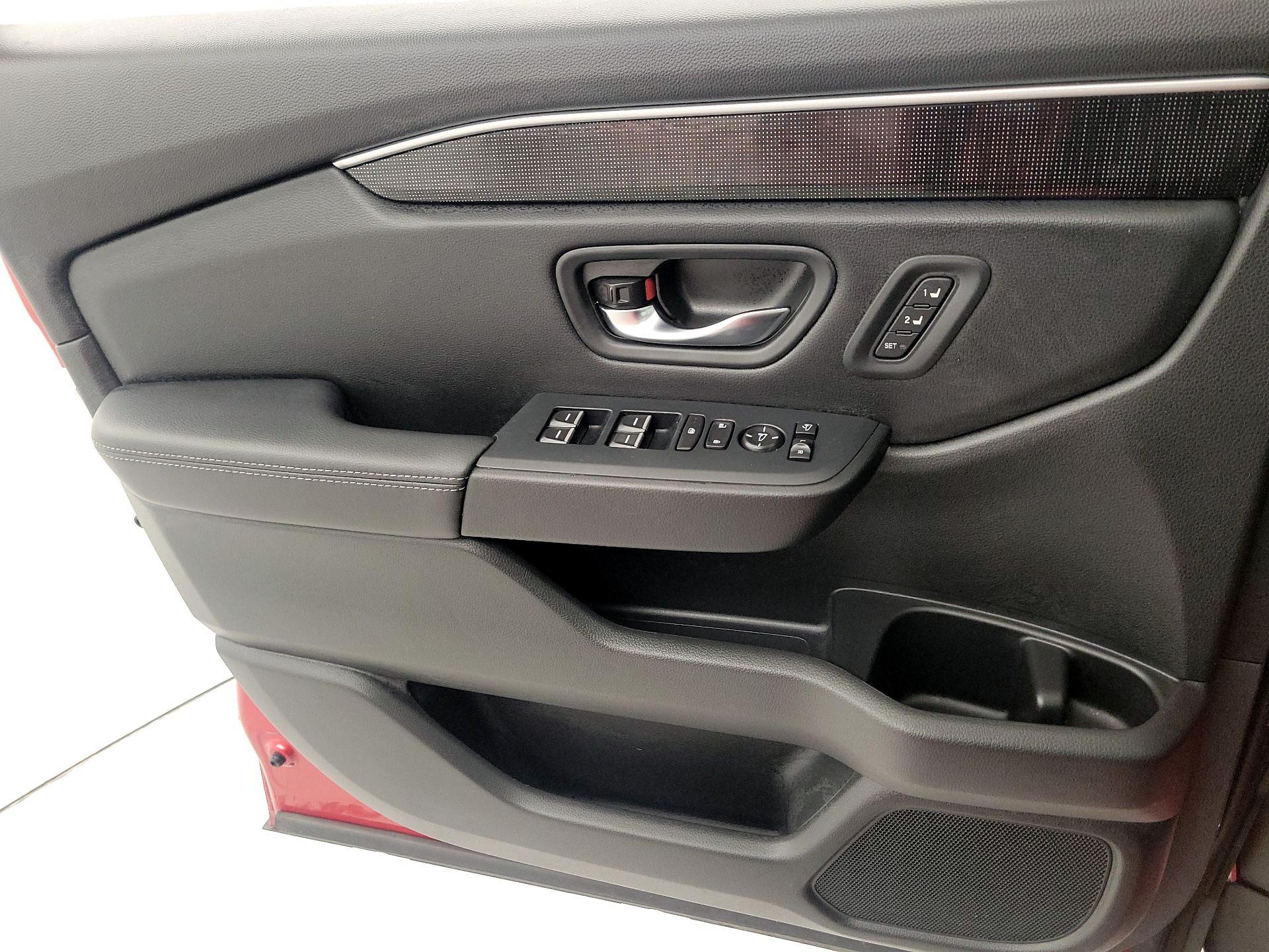 Thumbnail: 2023 Honda Pilot - 12