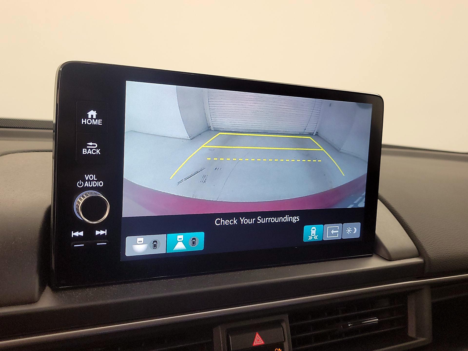 Thumbnail: 2023 Honda Pilot - 15