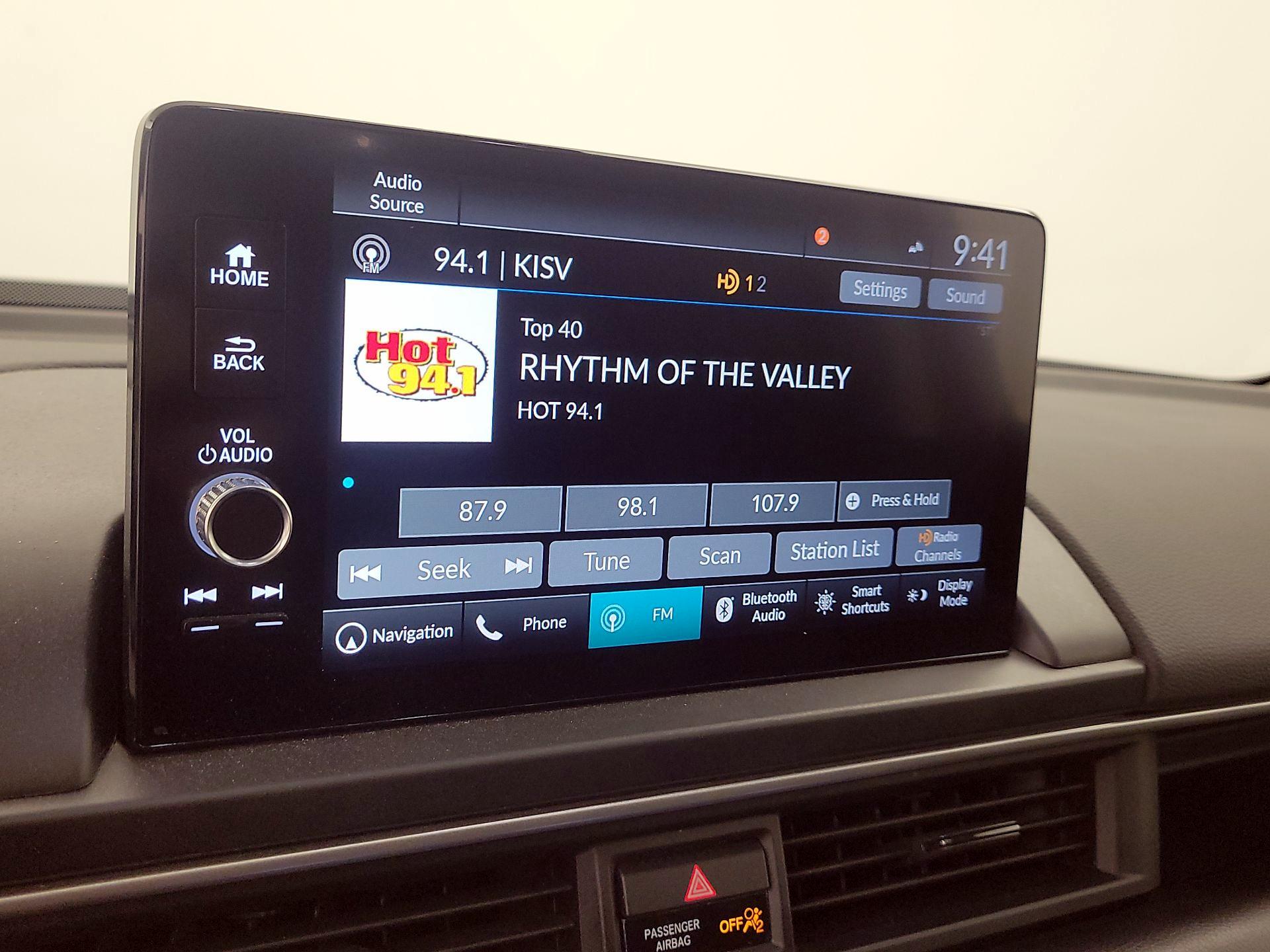 Thumbnail: 2023 Honda Pilot - 16